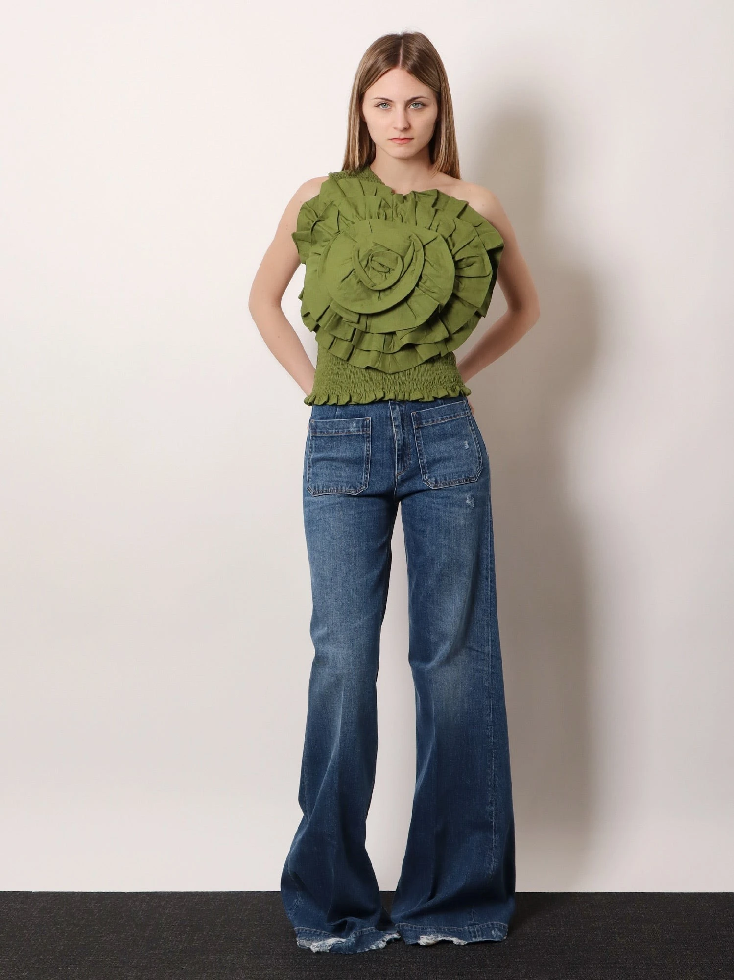 Green linen and viscose top.webp