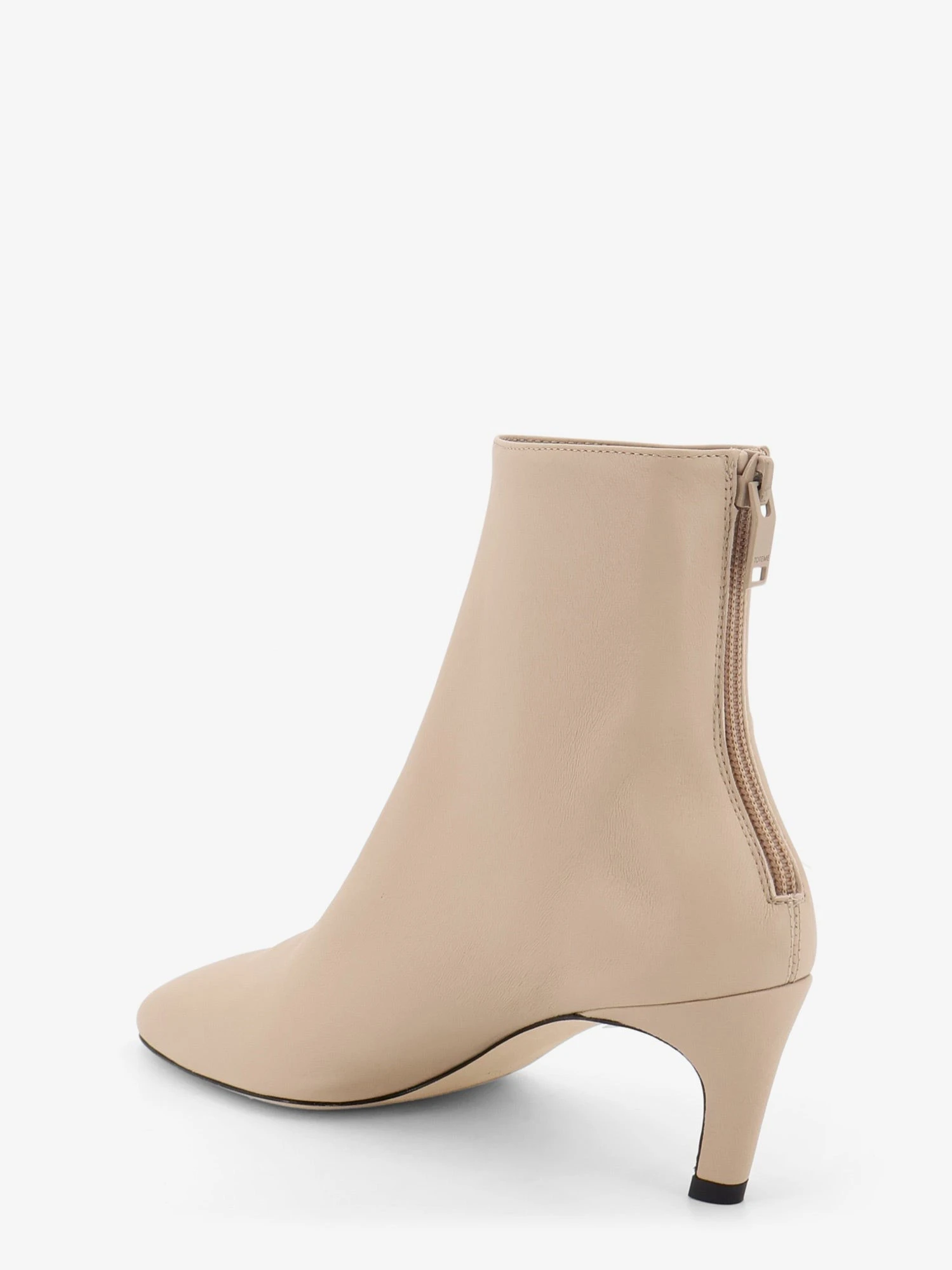 Leather boots.webp