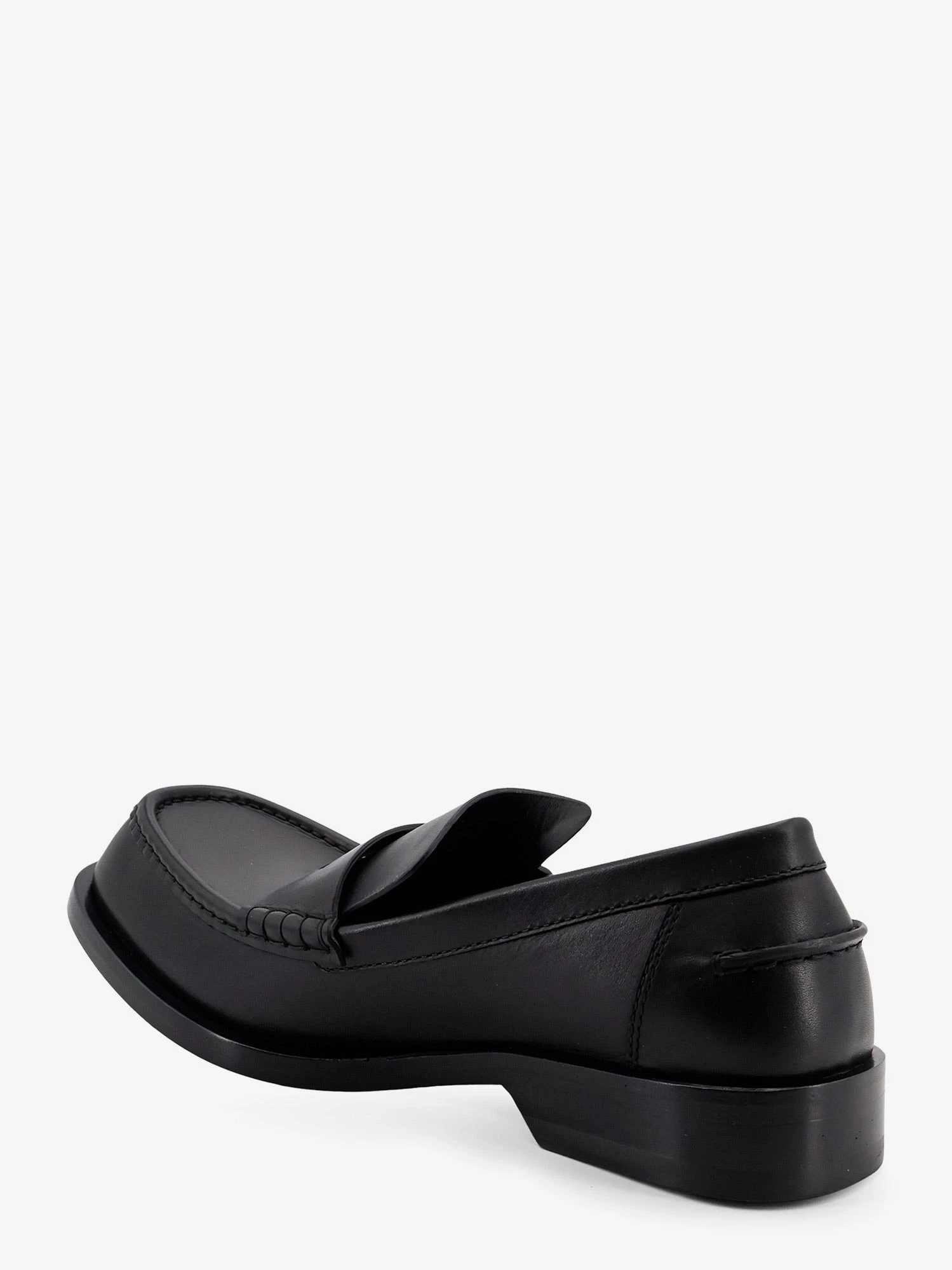 Bobine leather loafers with engraved Anagram logo.webp