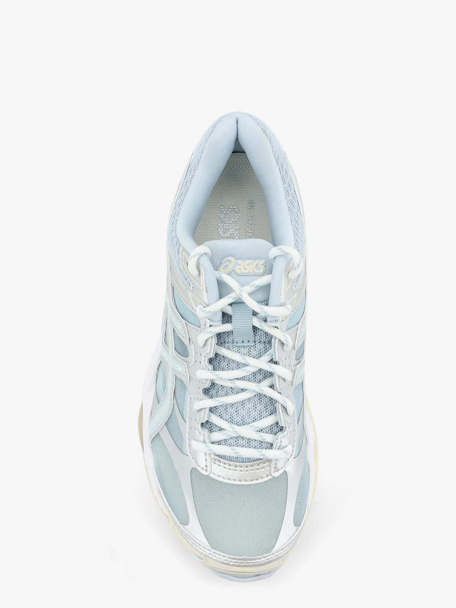 Gel-Cumulus 16 mesh sneakers with contrasting inserts.webp
