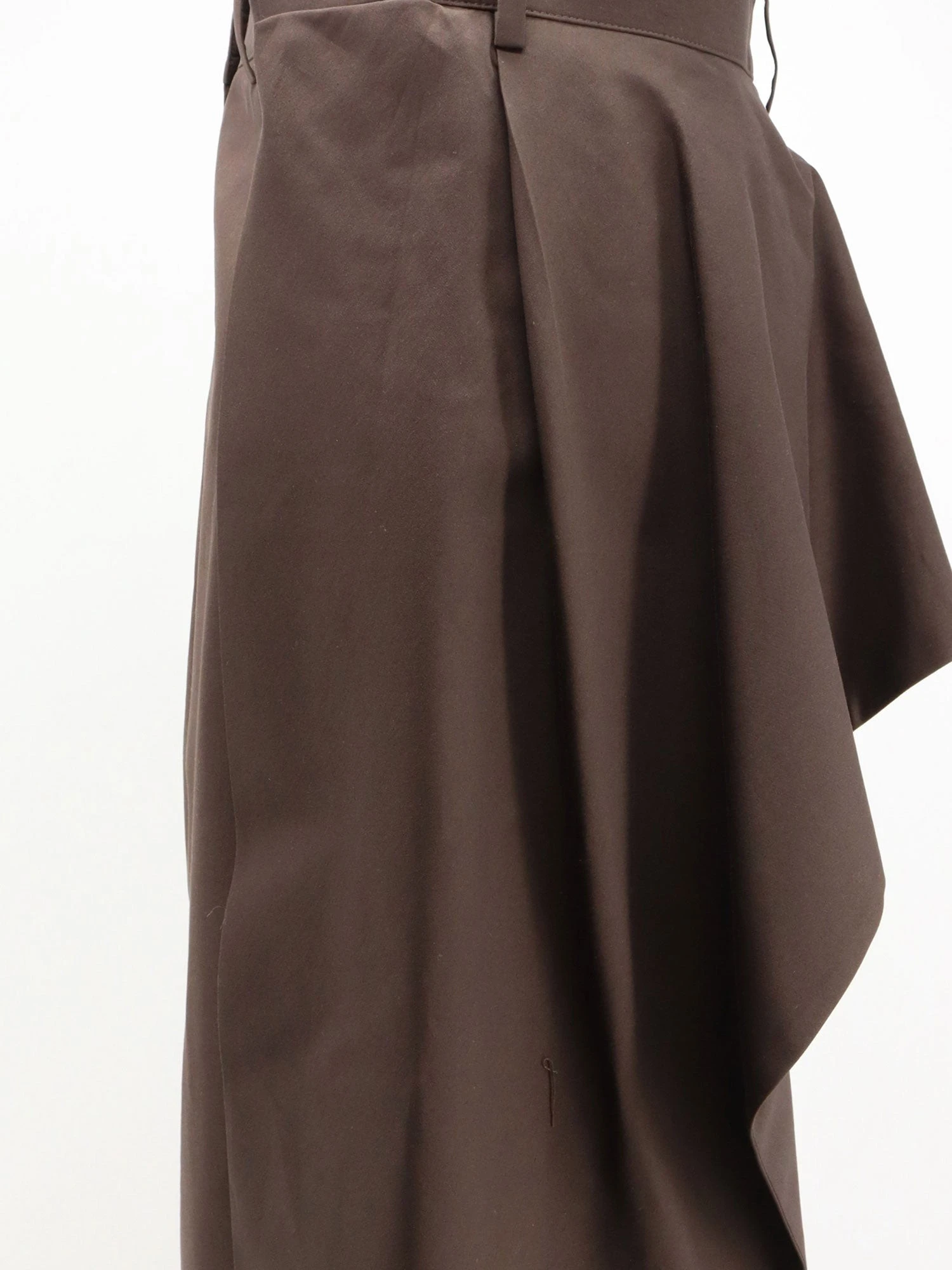 Cotton and silk blend trousers.webp