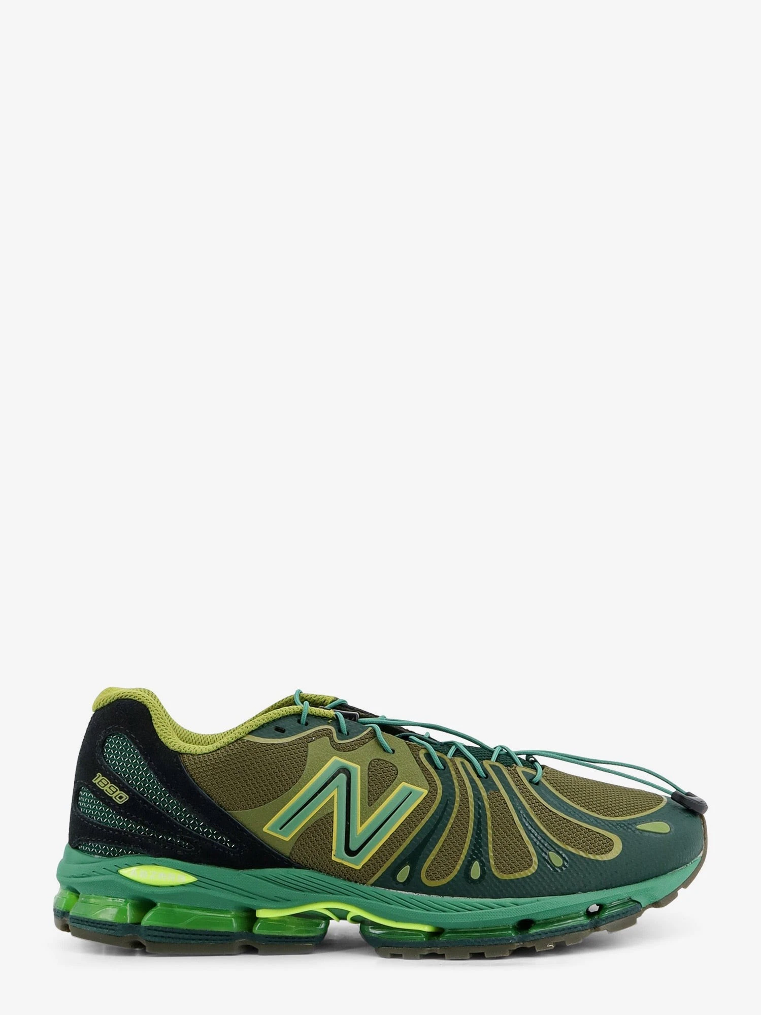 U18907 mesh sneakers with iconic side logo.webp