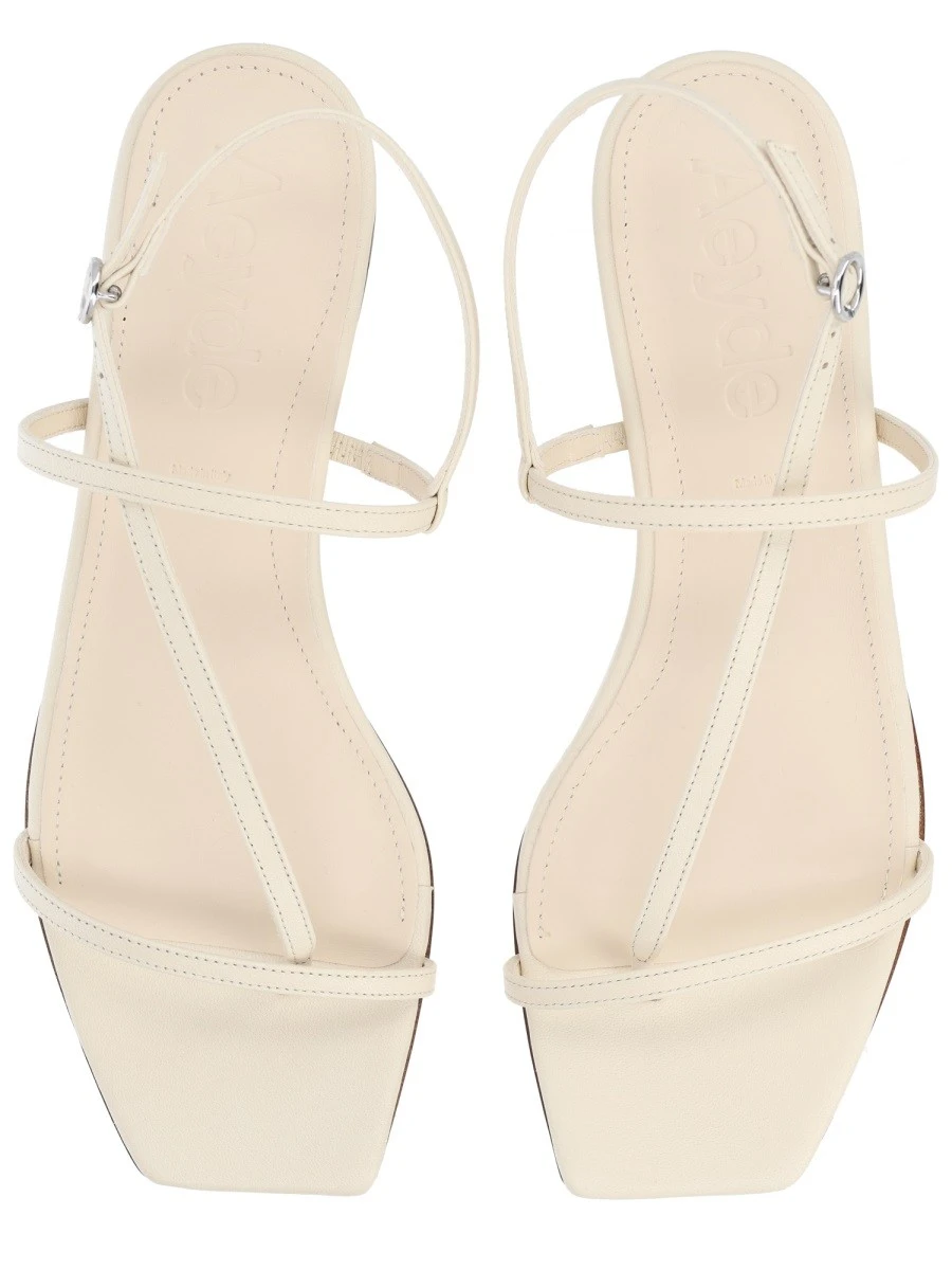 THONG SANDAL "ELLA".webp
