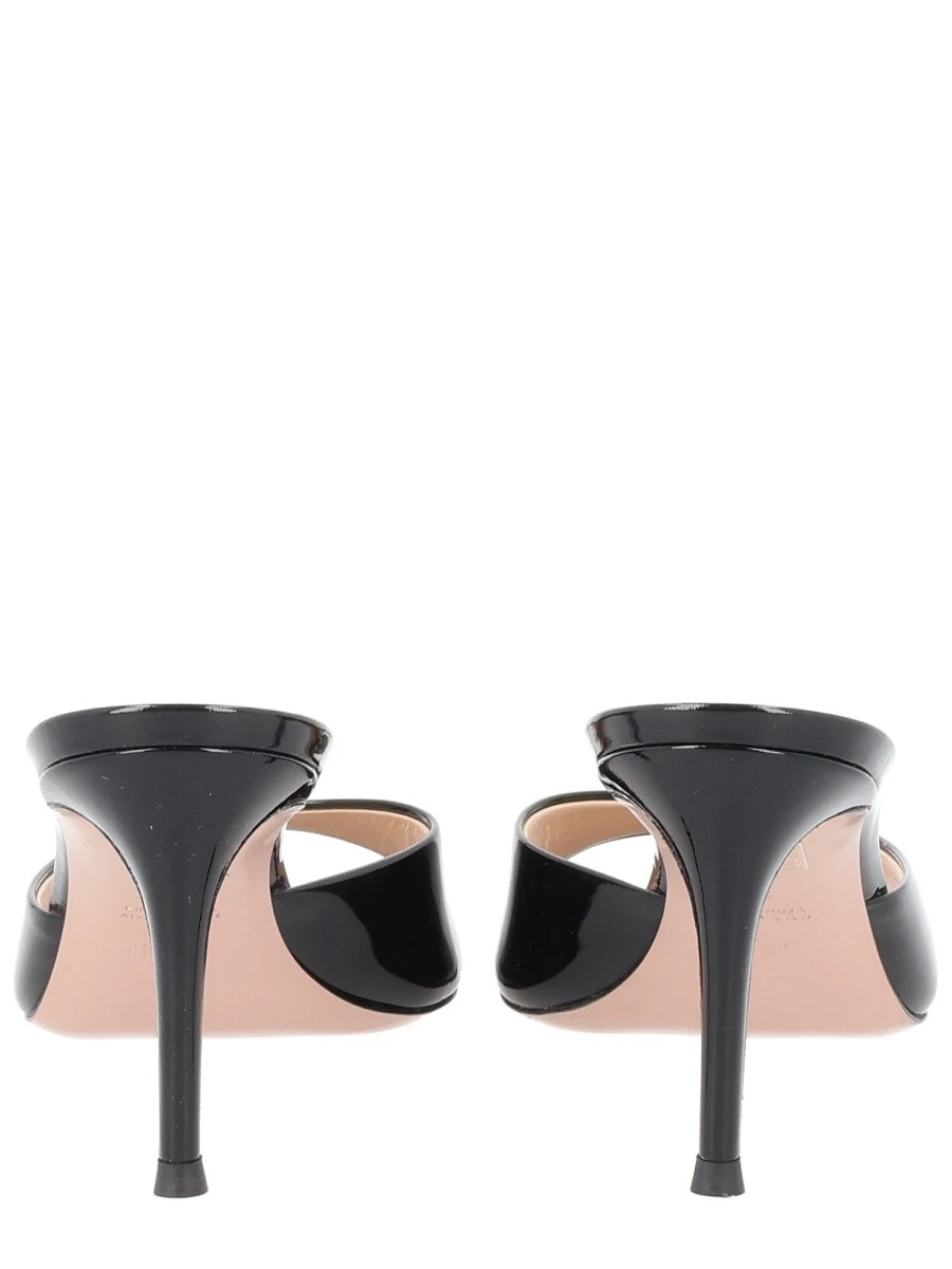 "BOA LIZ" DÉCOLLETÉ SHOE