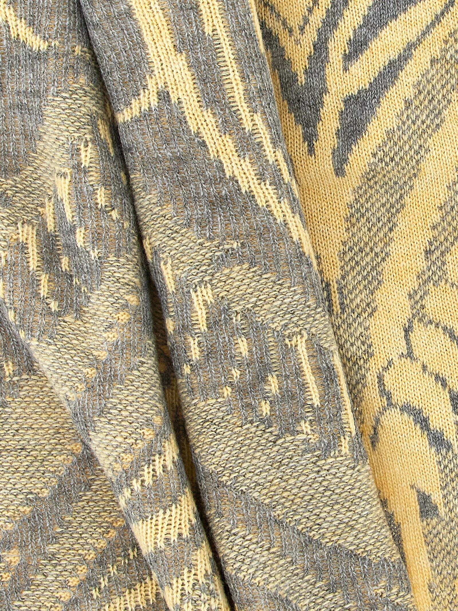 'Barocco' jacquard scarf