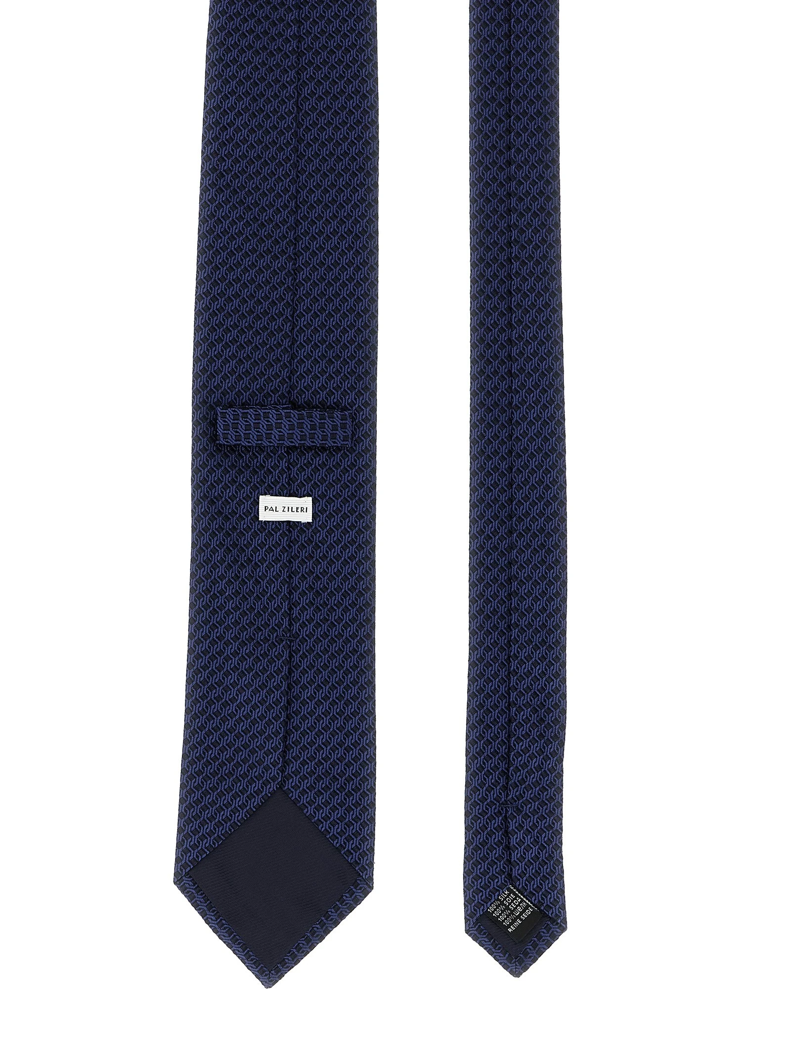 Patterned silk tie