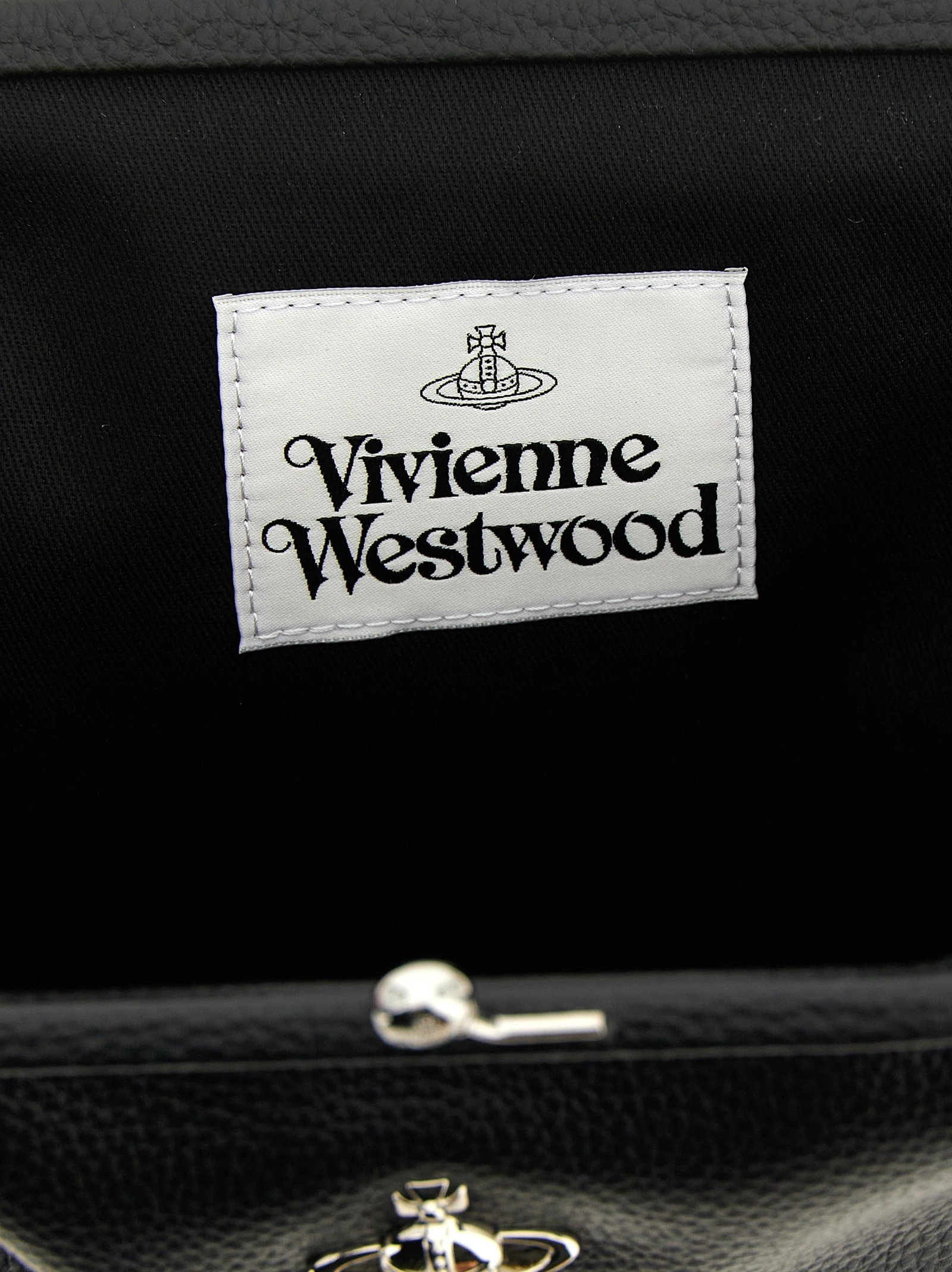 'Vivienne' clutch