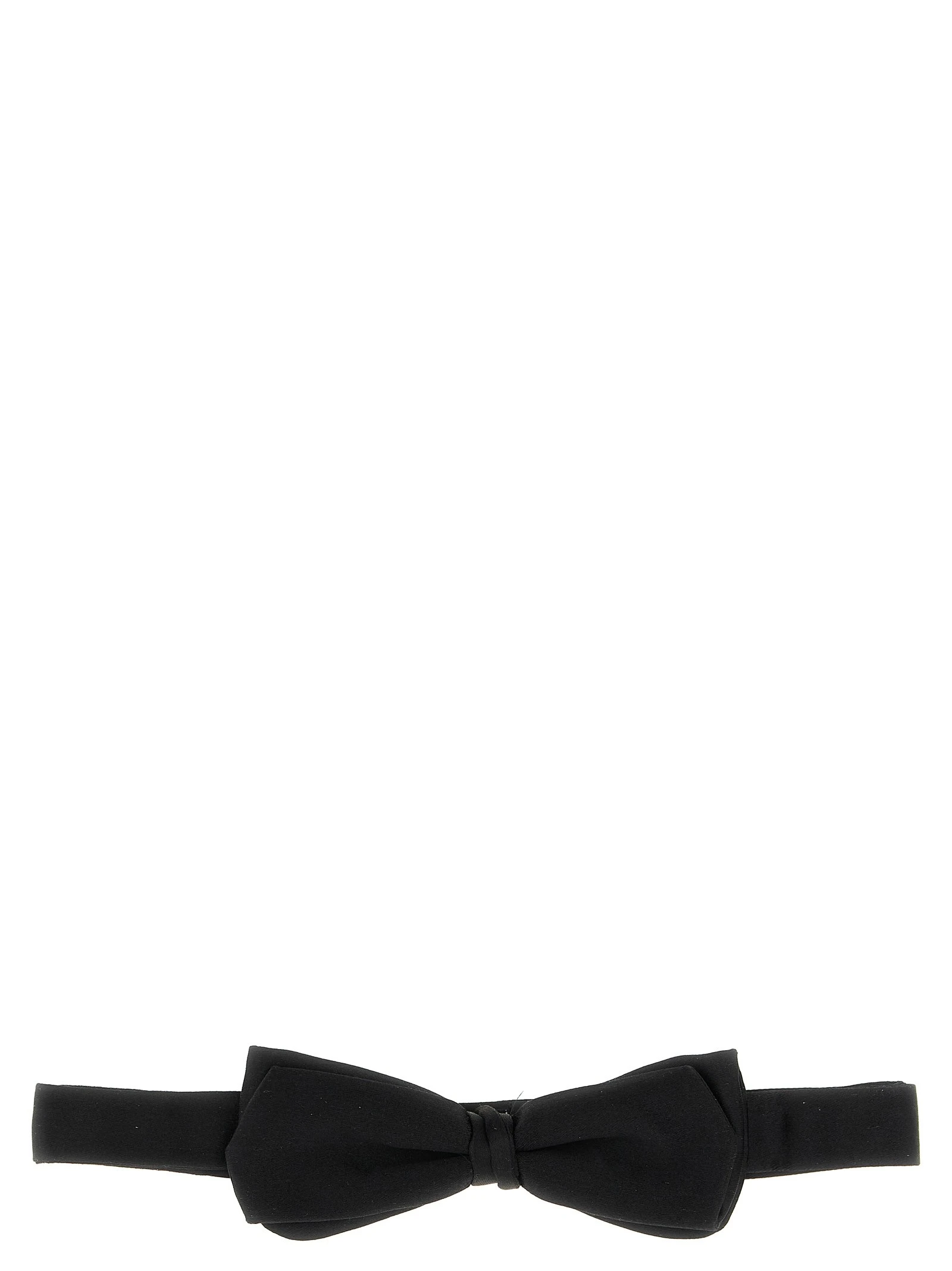 Silk bow tie