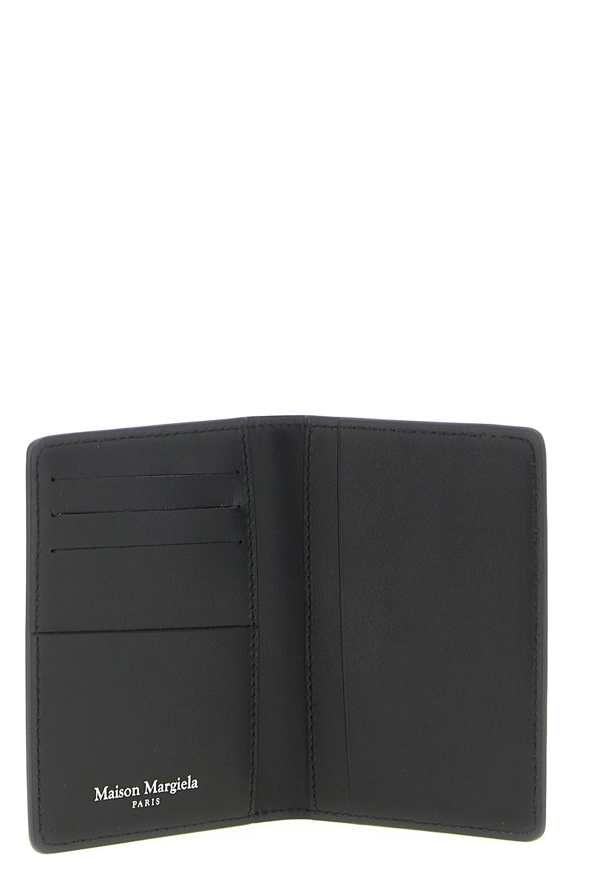 'Stitching' card holder