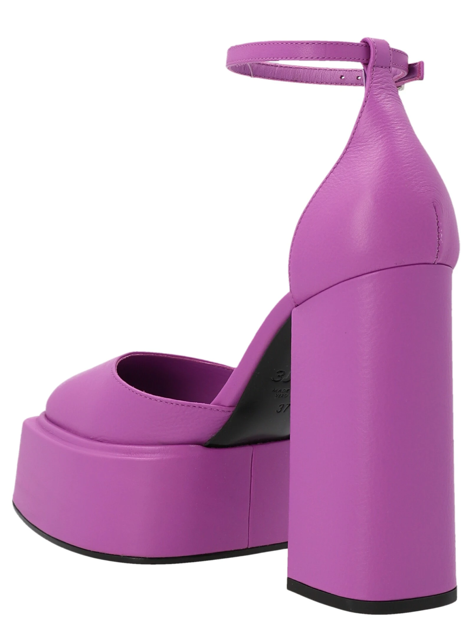 'Ambra’ pumps