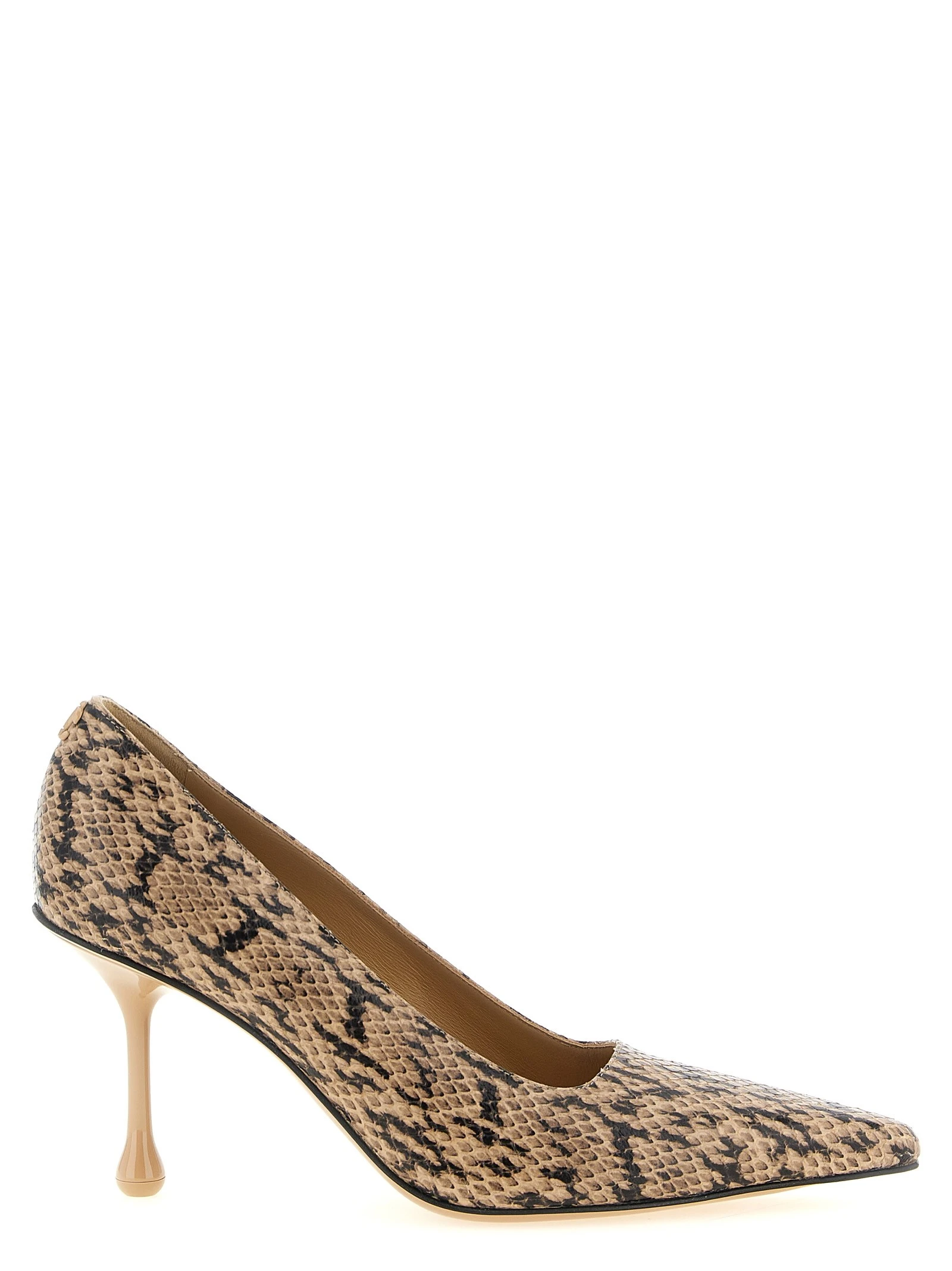 'Ixia' pumps
