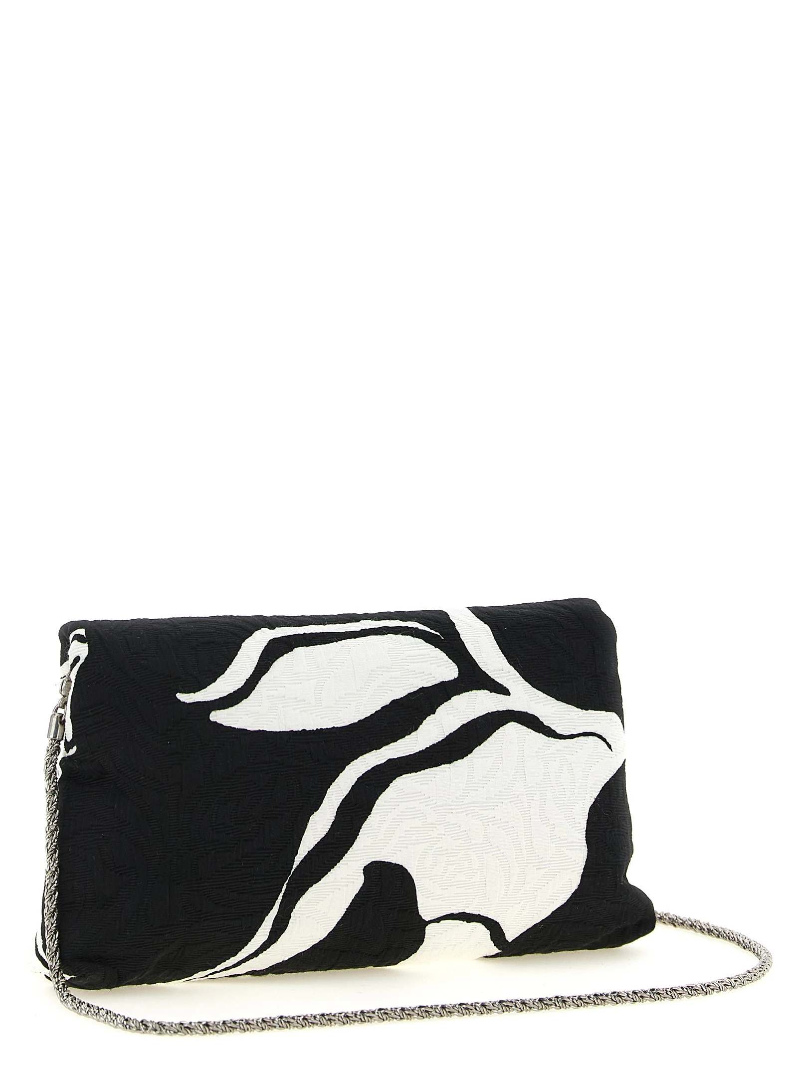 'Envelope' clutch