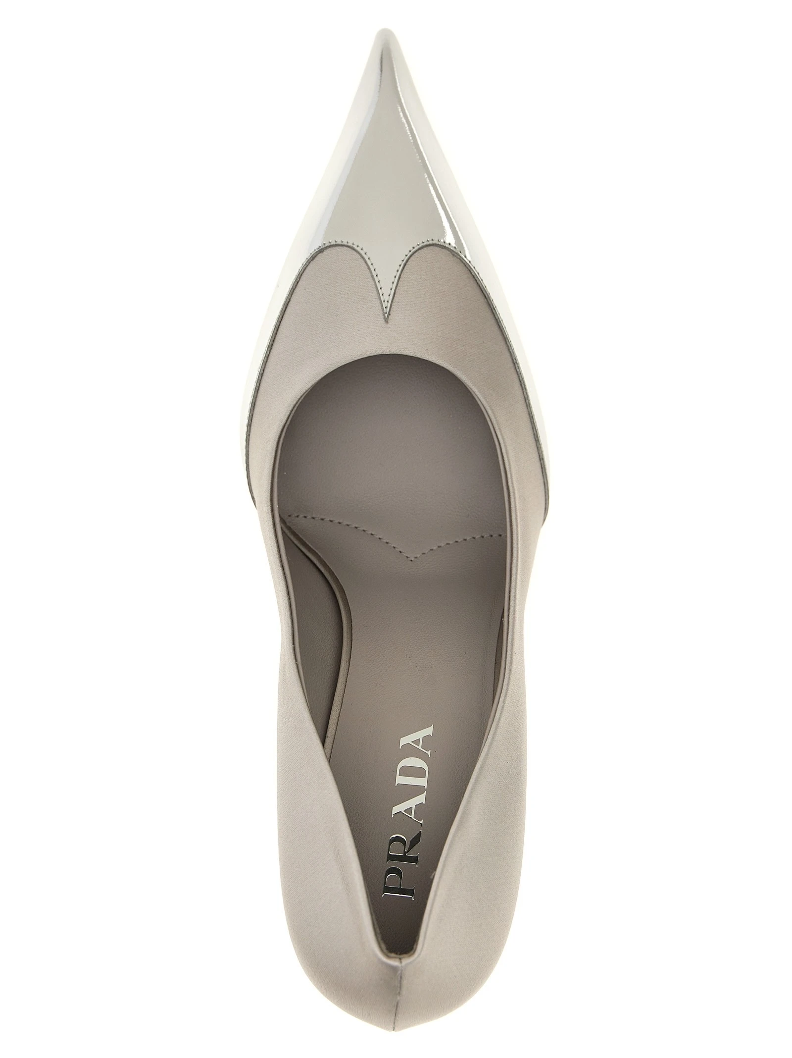 Satin pumps