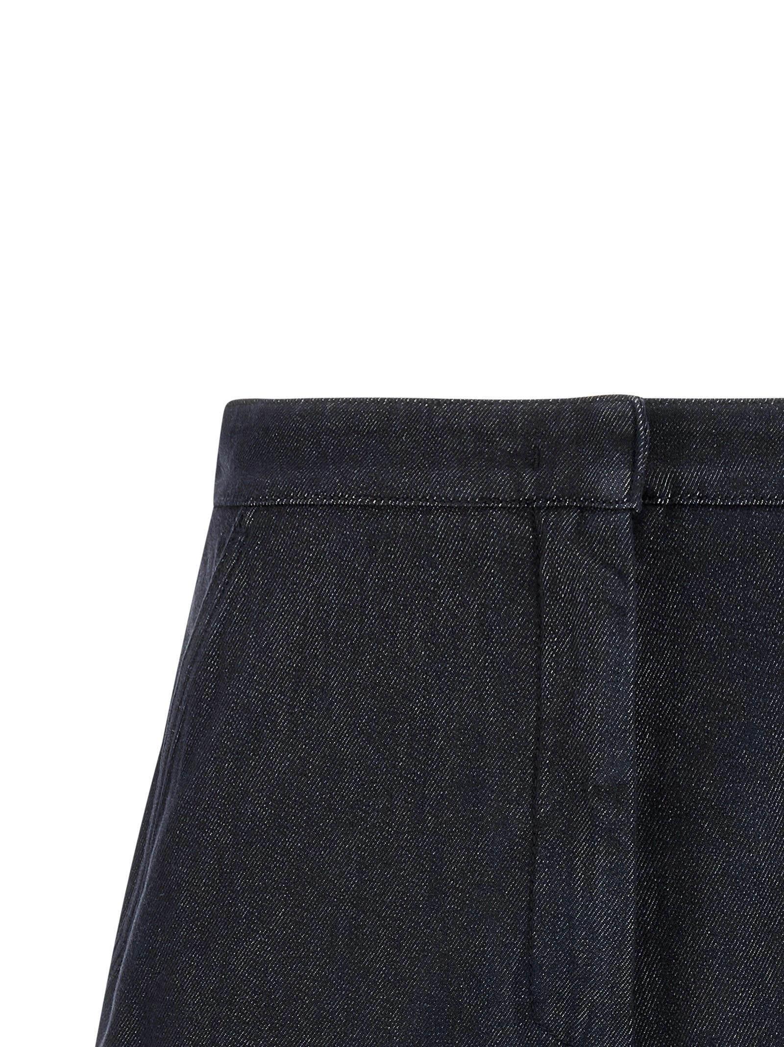 'Mxmcalca' shorts