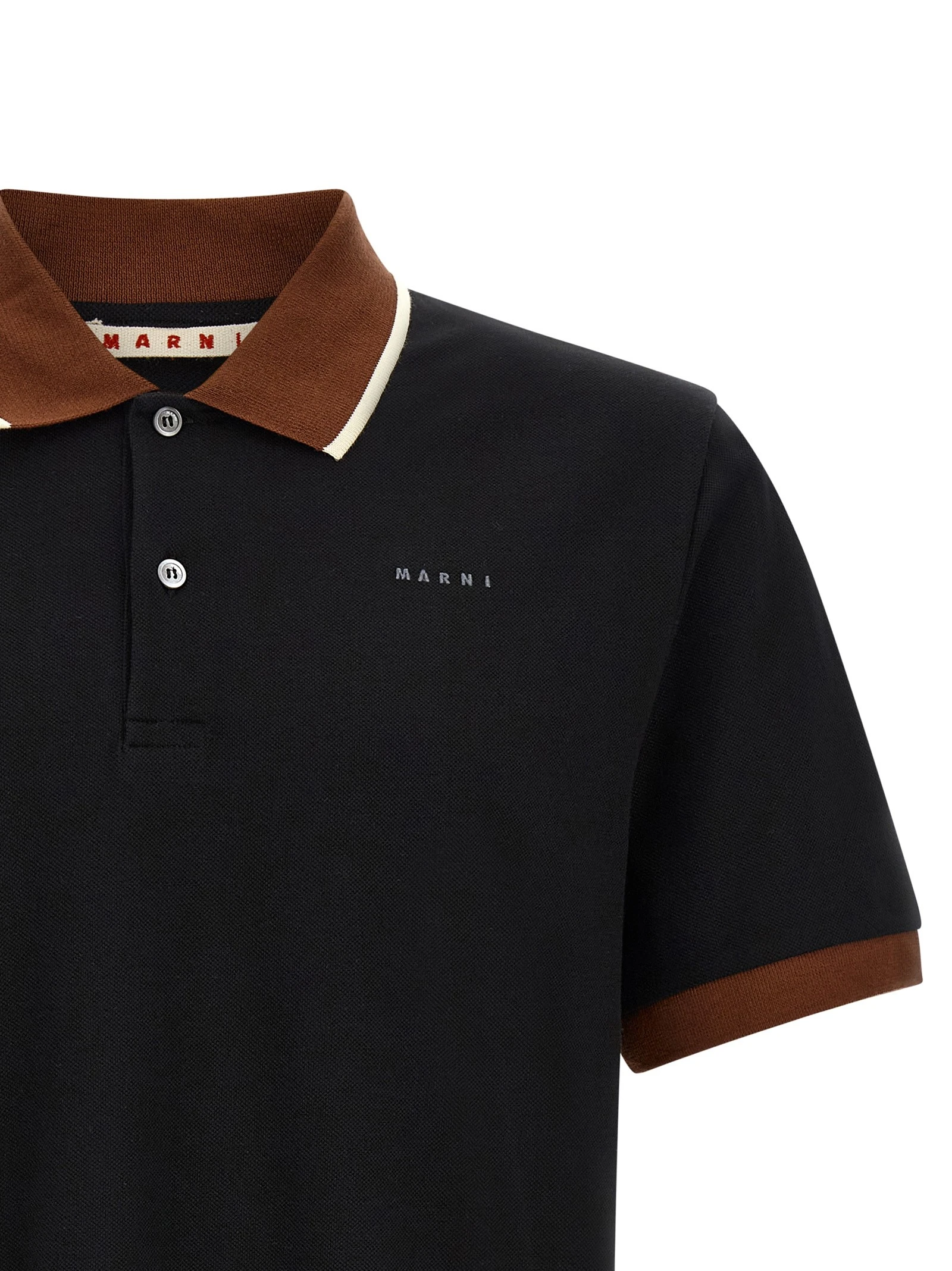 Polo with contrasting details