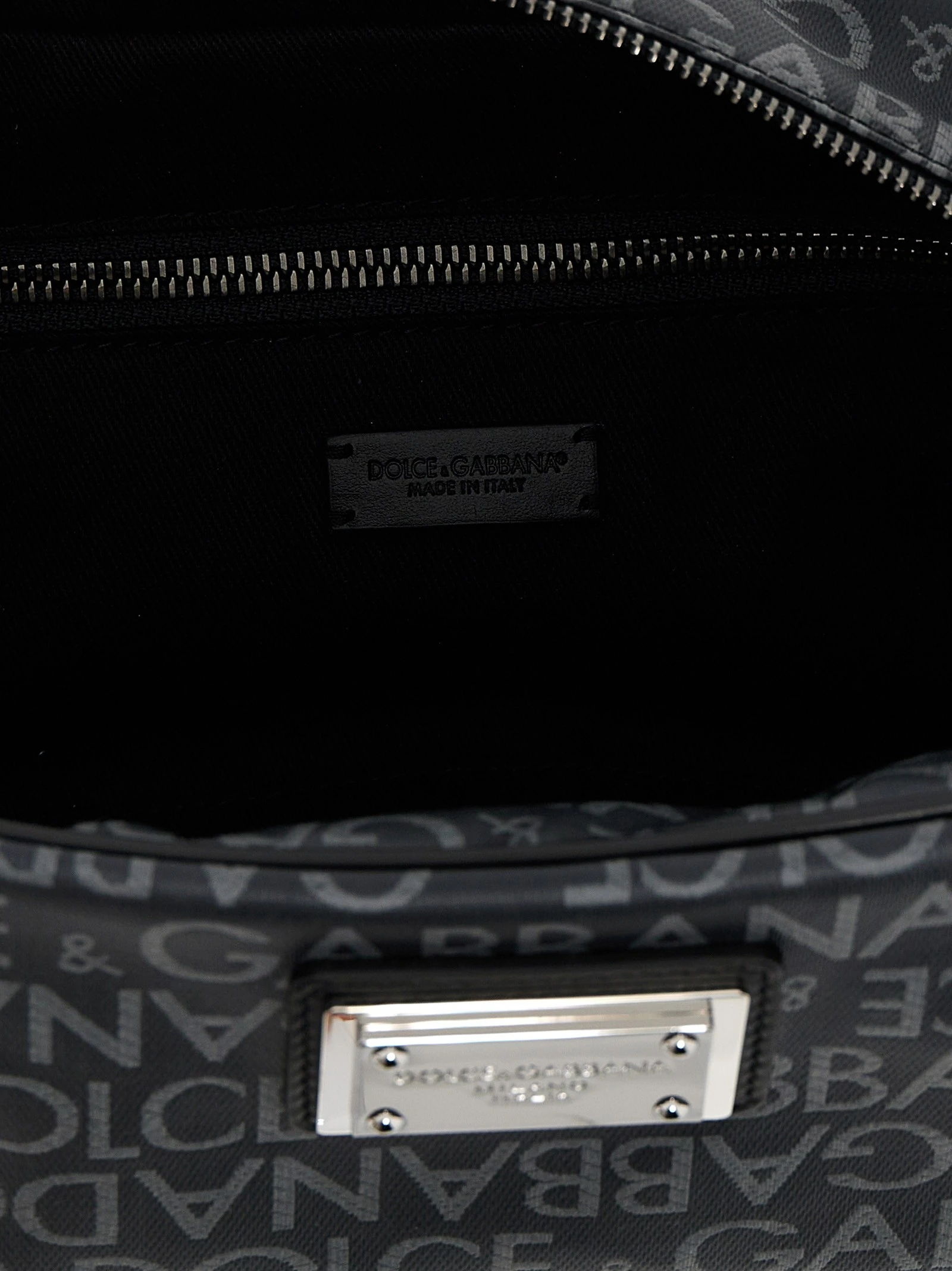 Leather toiletry bag