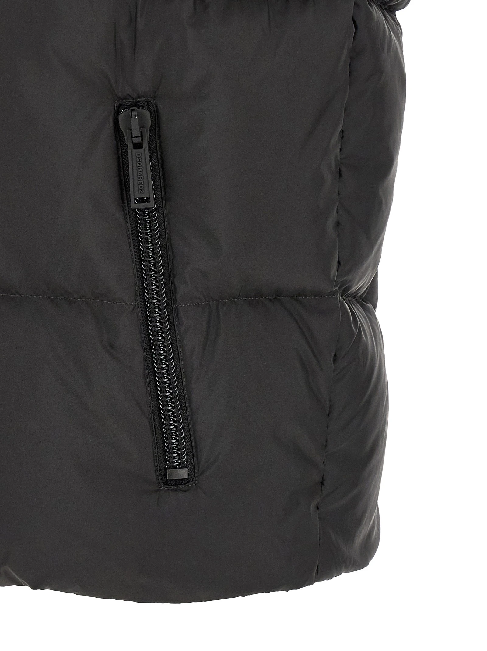 'D2 Upside Down' vest