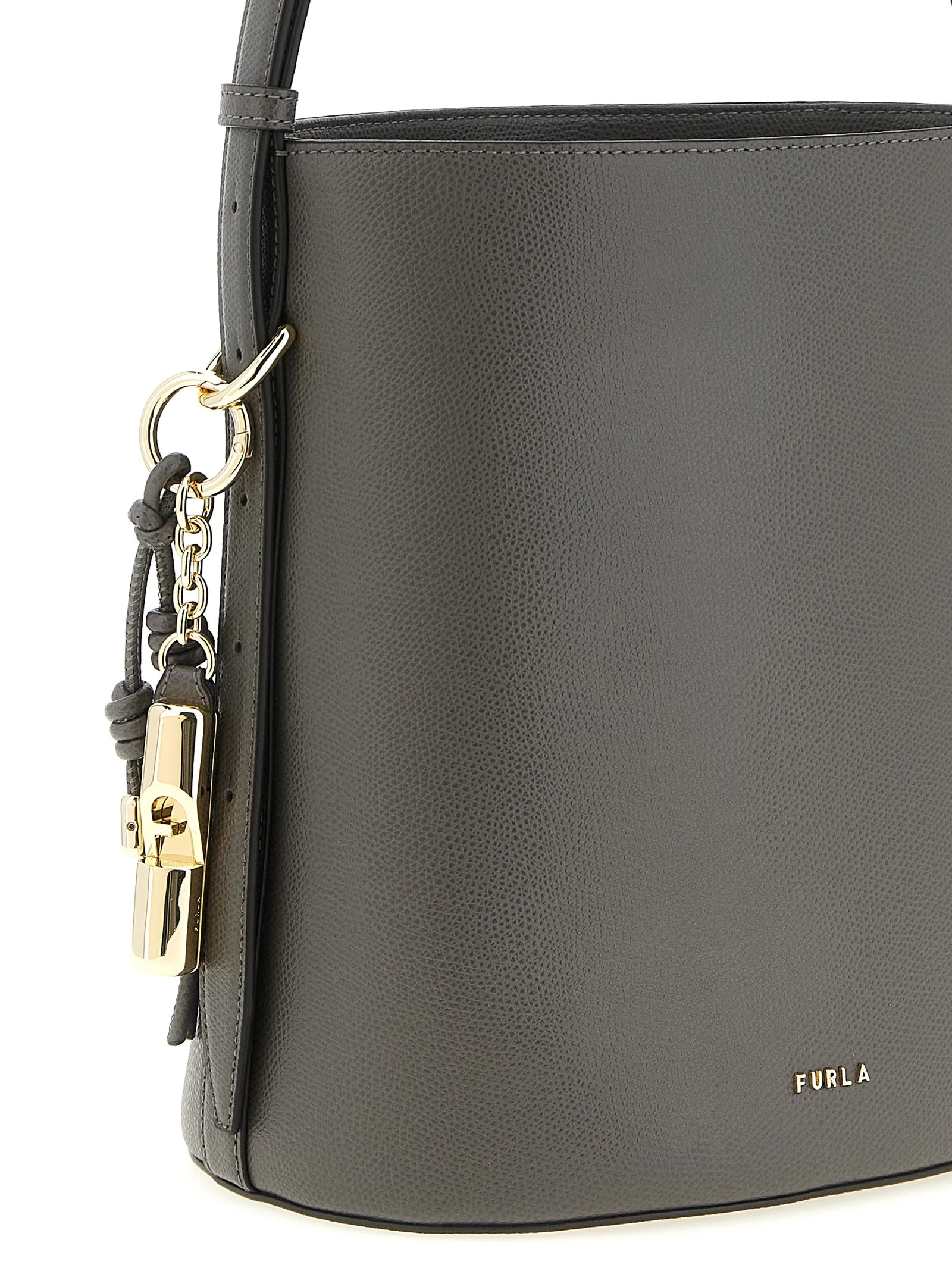 'Roxie' small bucket bag