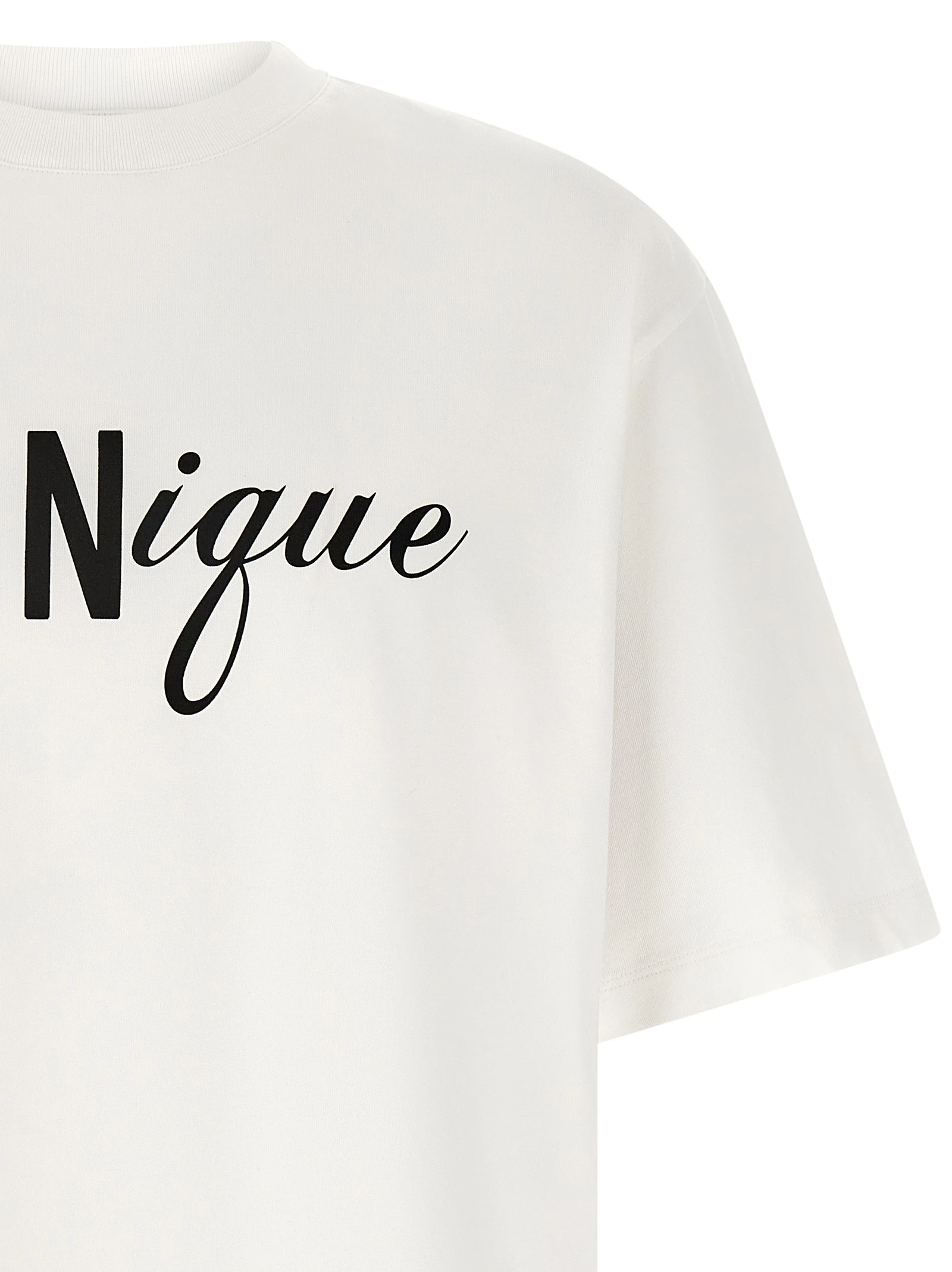 'ICONique' T-shirt