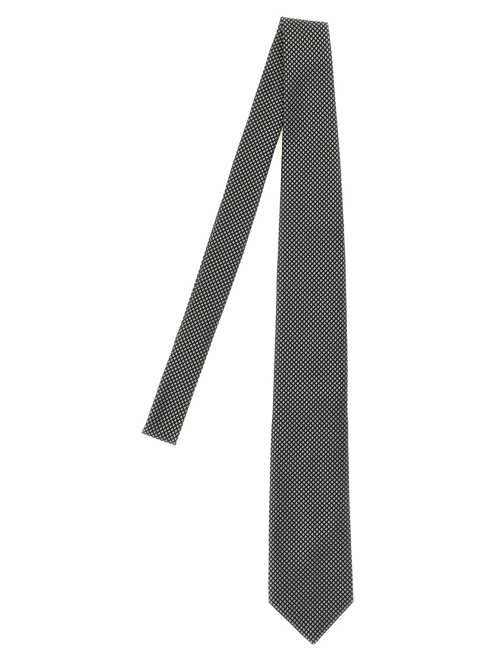 Silk tie