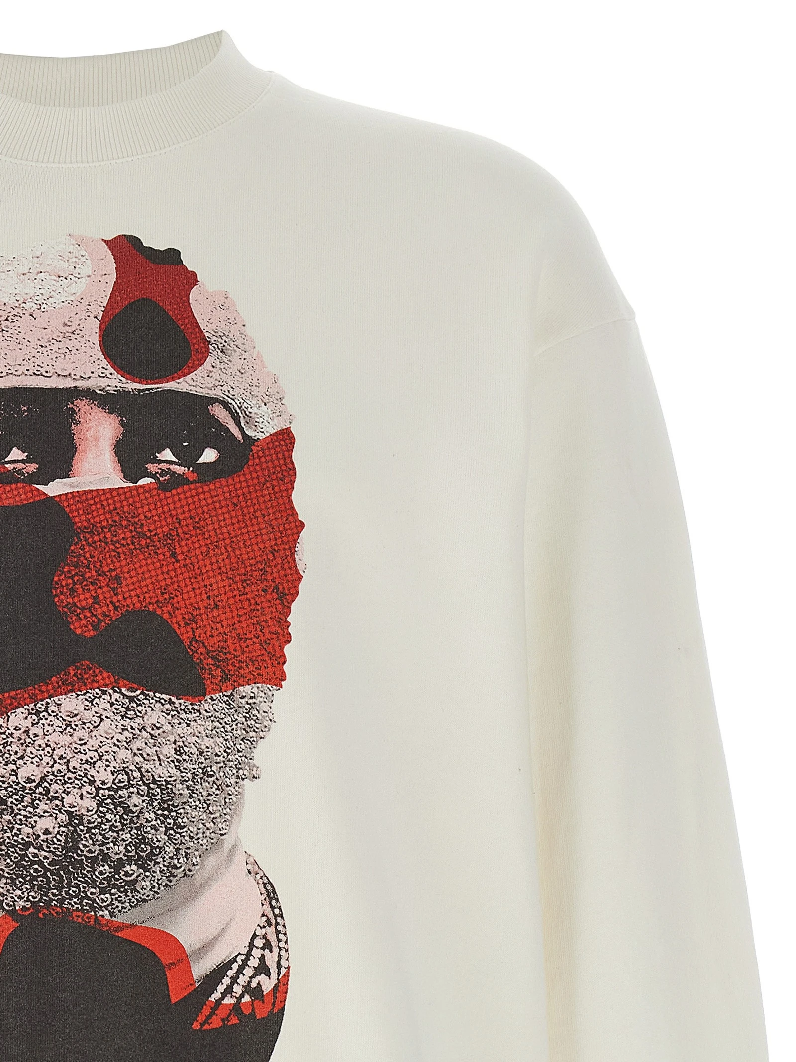 'Kanye' sweatshirt