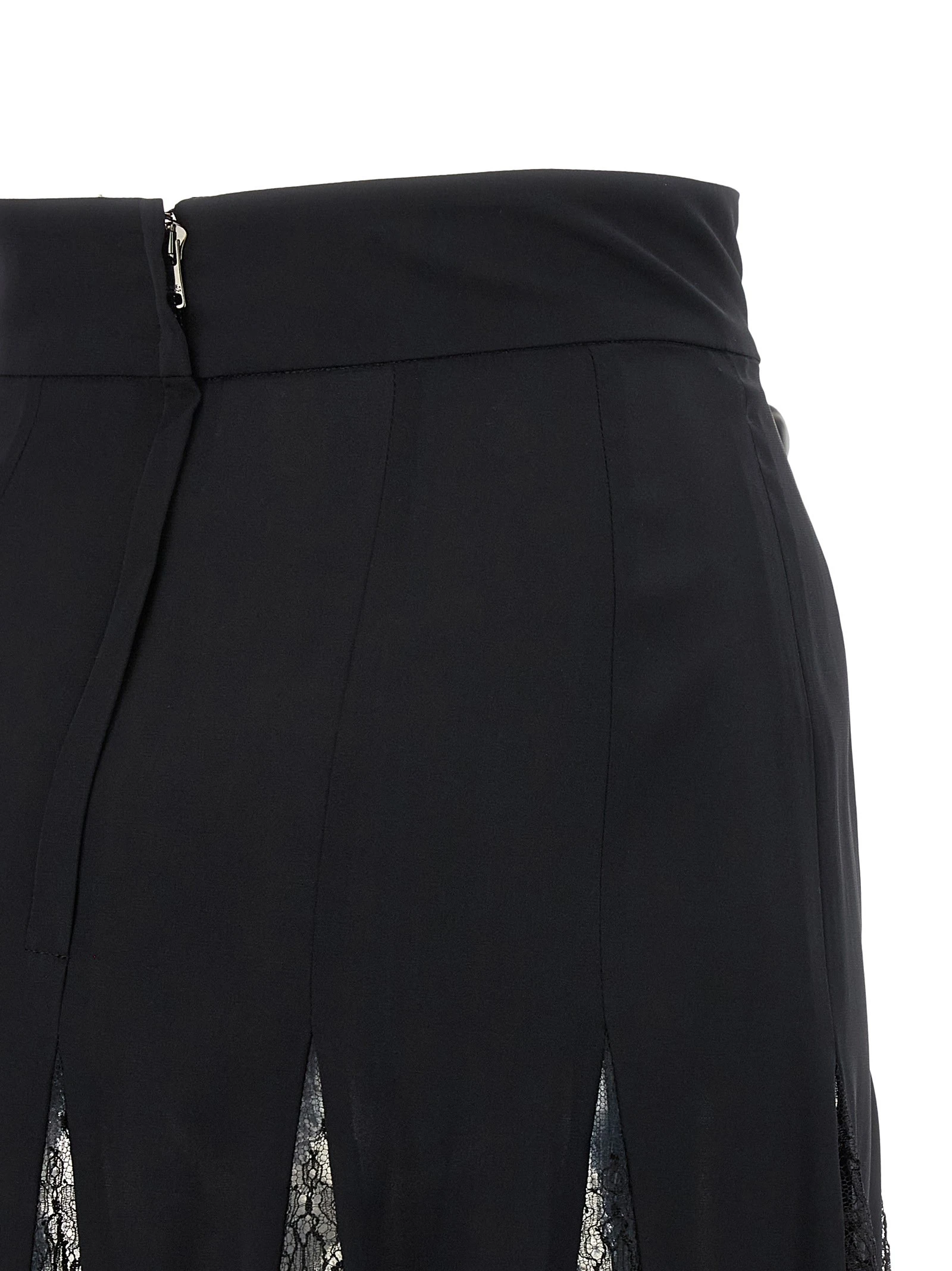Charmeuse skirt with lace