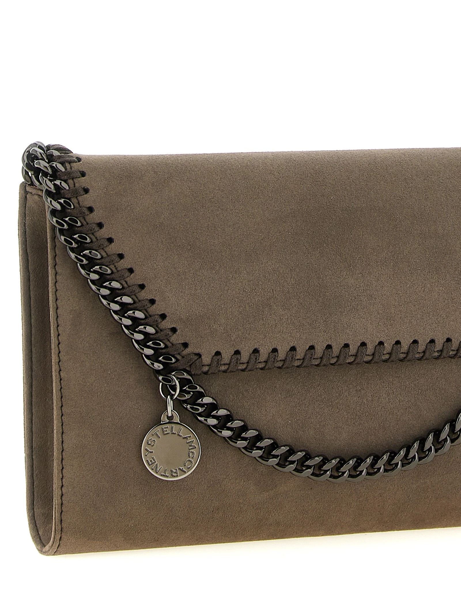 'Falabella' wallet on chain