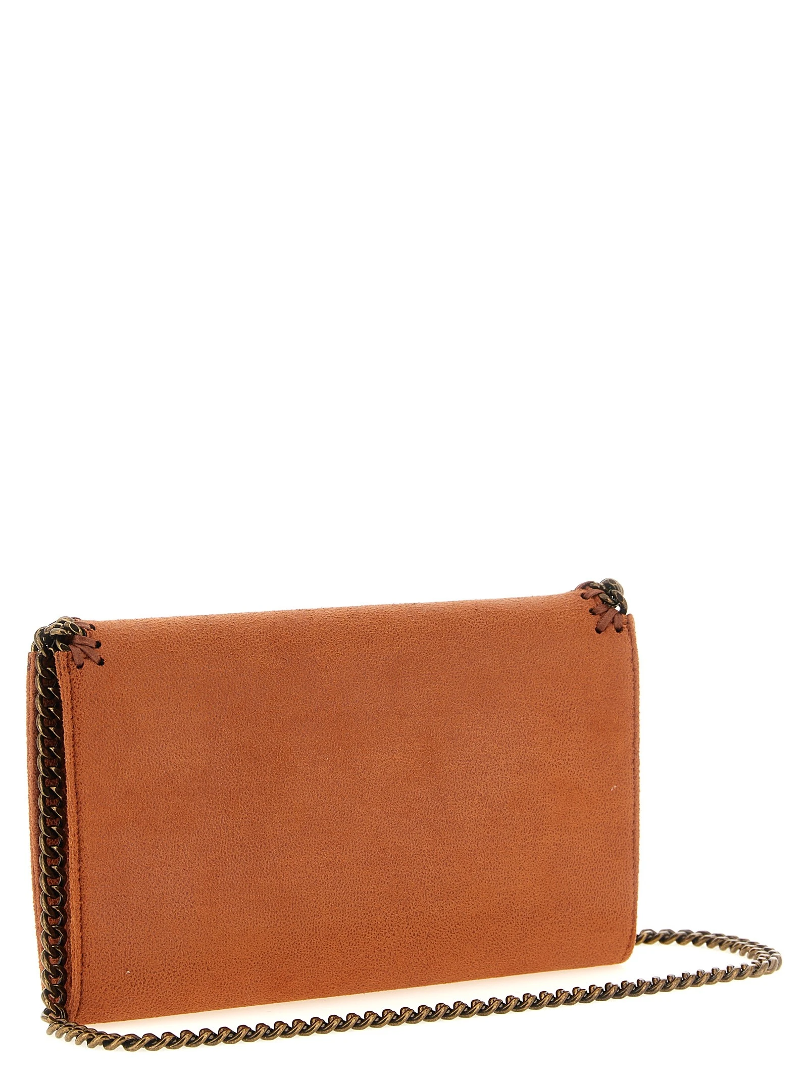 'Falabella' wallet on chain