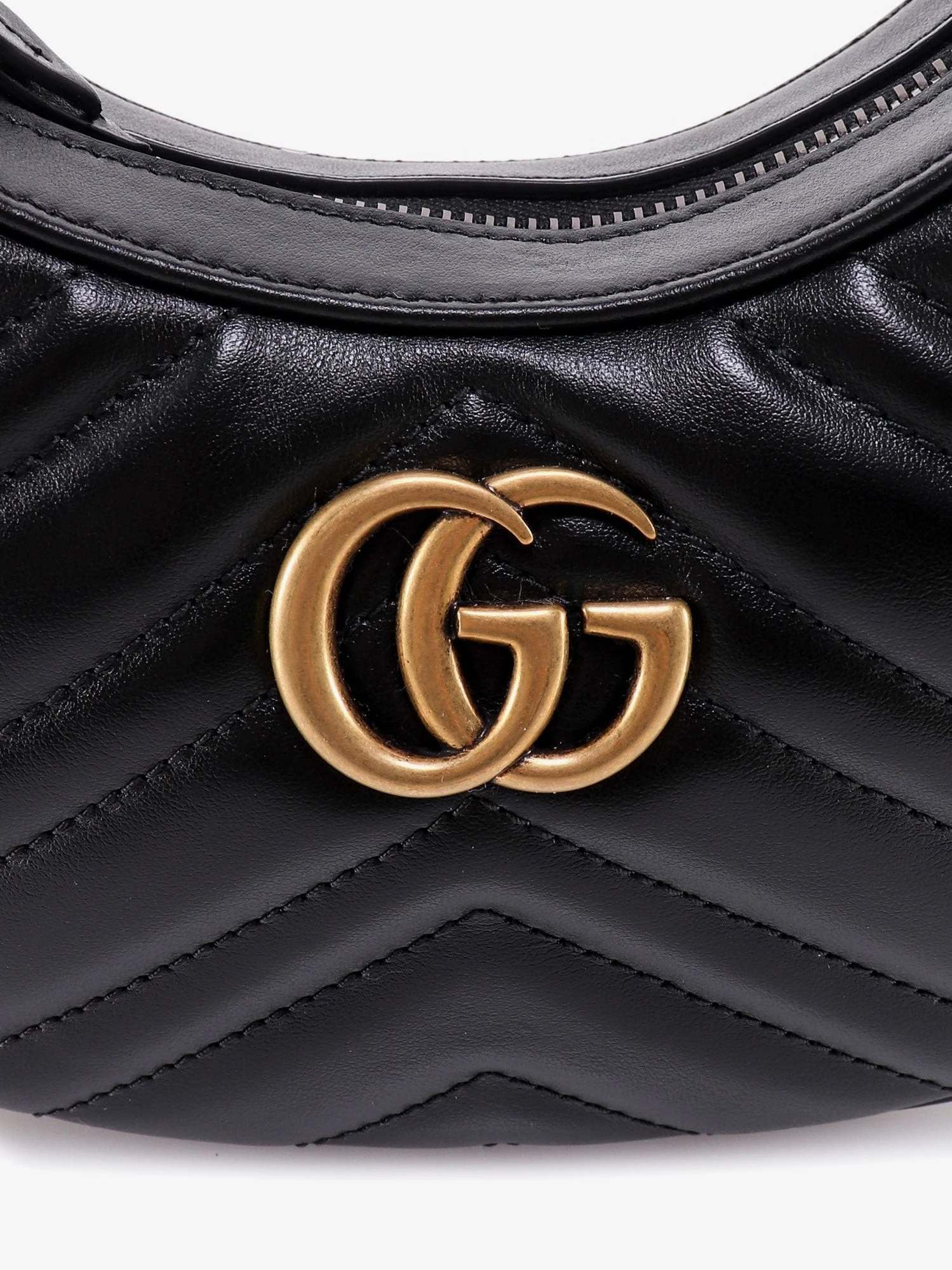 GG Marmont quilted leather shoulder bag with metal GG logo