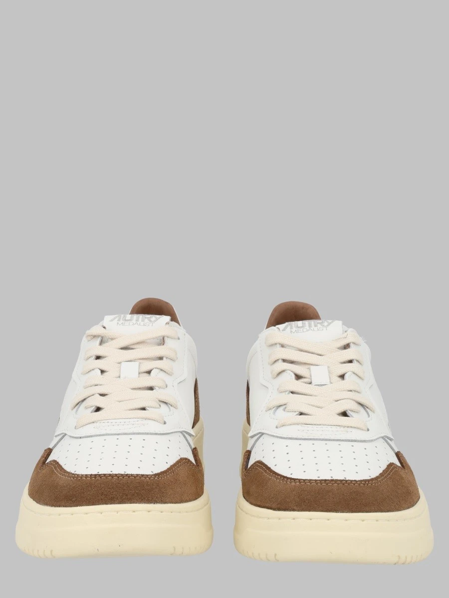 SNEAKER "MEDALIST LOW"
