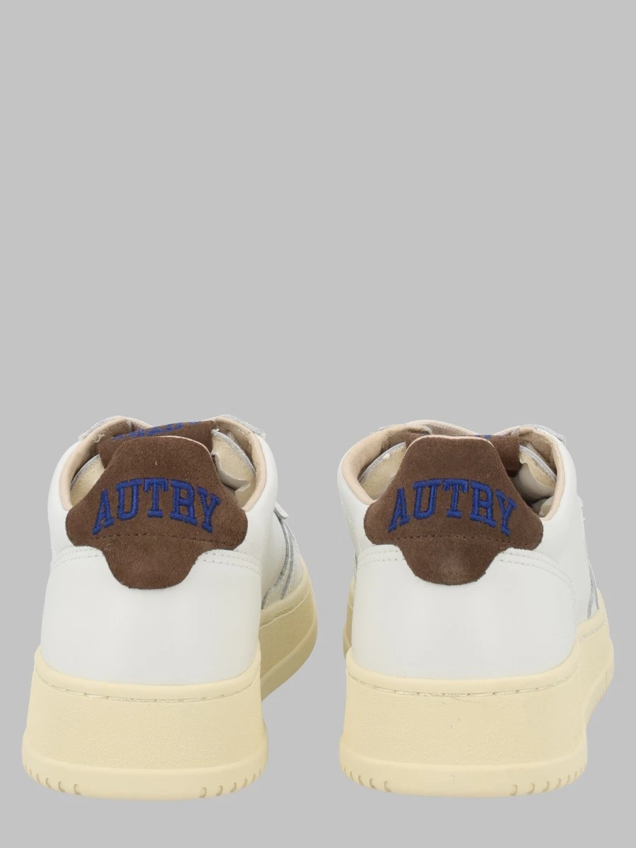 SNEAKER "MEDALIST LOW"