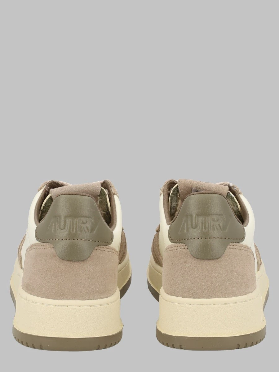SNEAKER "MEDALIST LOW"