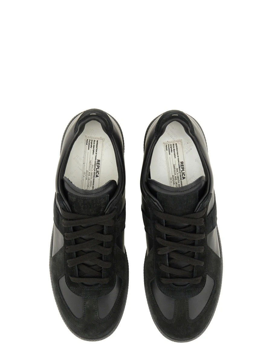 SNEAKER REPLICA