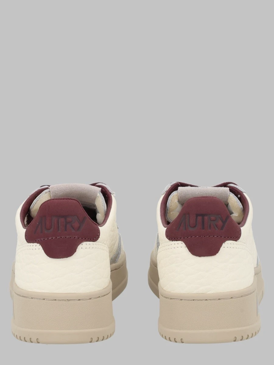 SNEAKER "MEDALIST LOW"