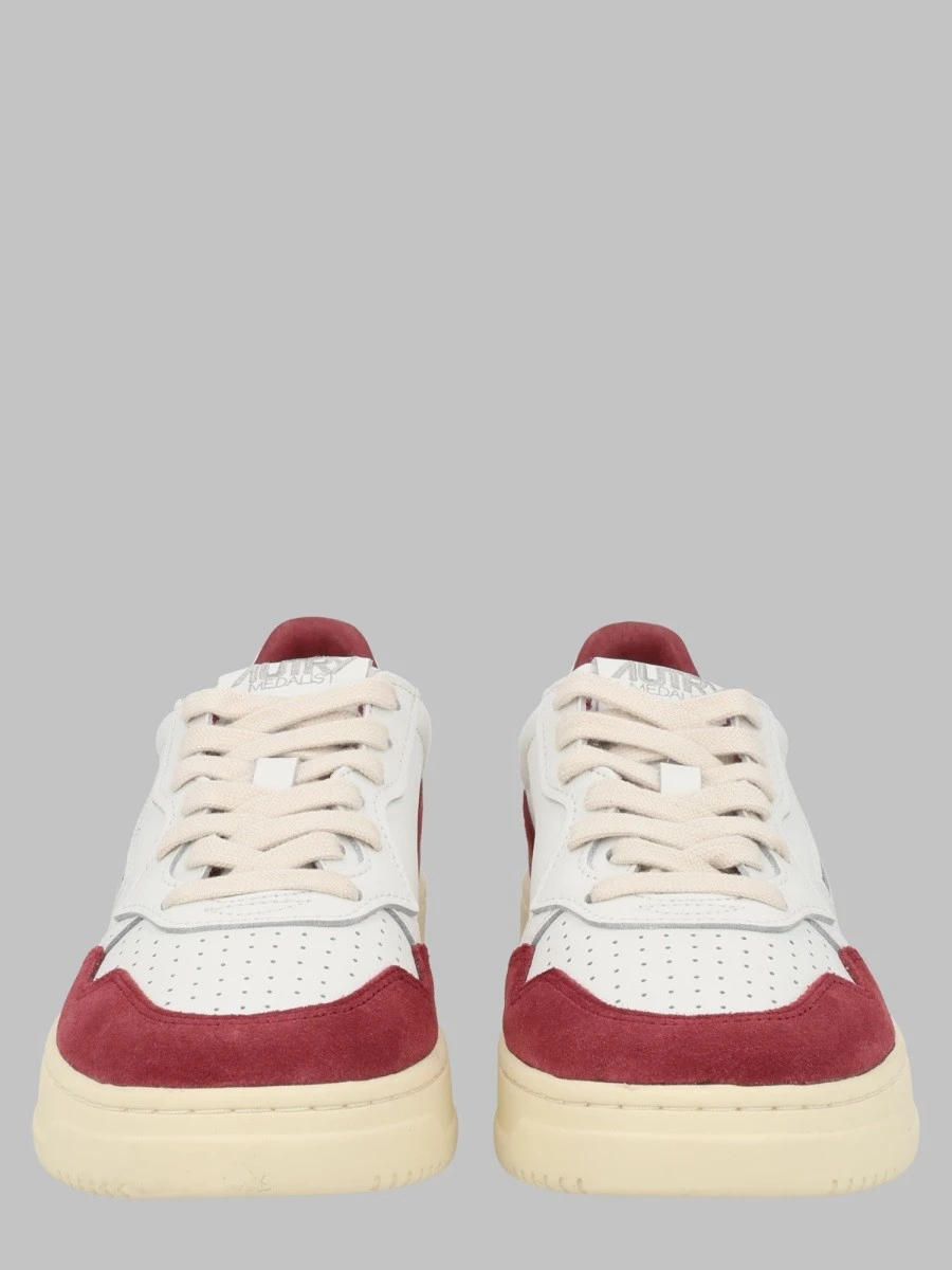SNEAKER "MEDALIST LOW"