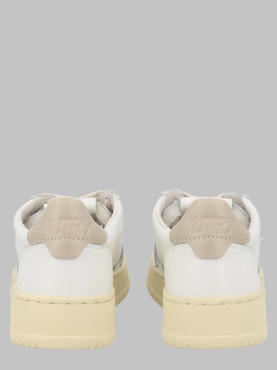 SNEAKER "MEDALIST LOW"