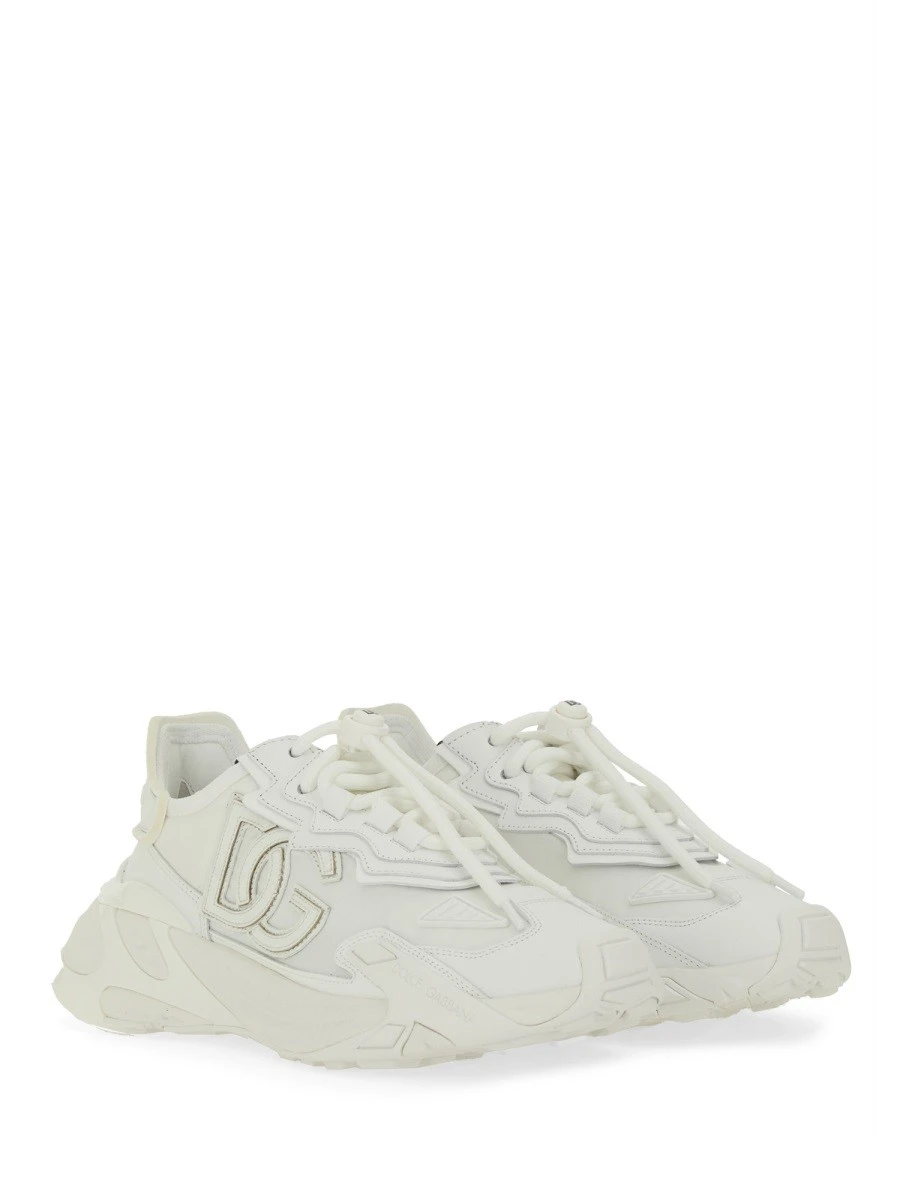 SNEAKER WITH LOGO