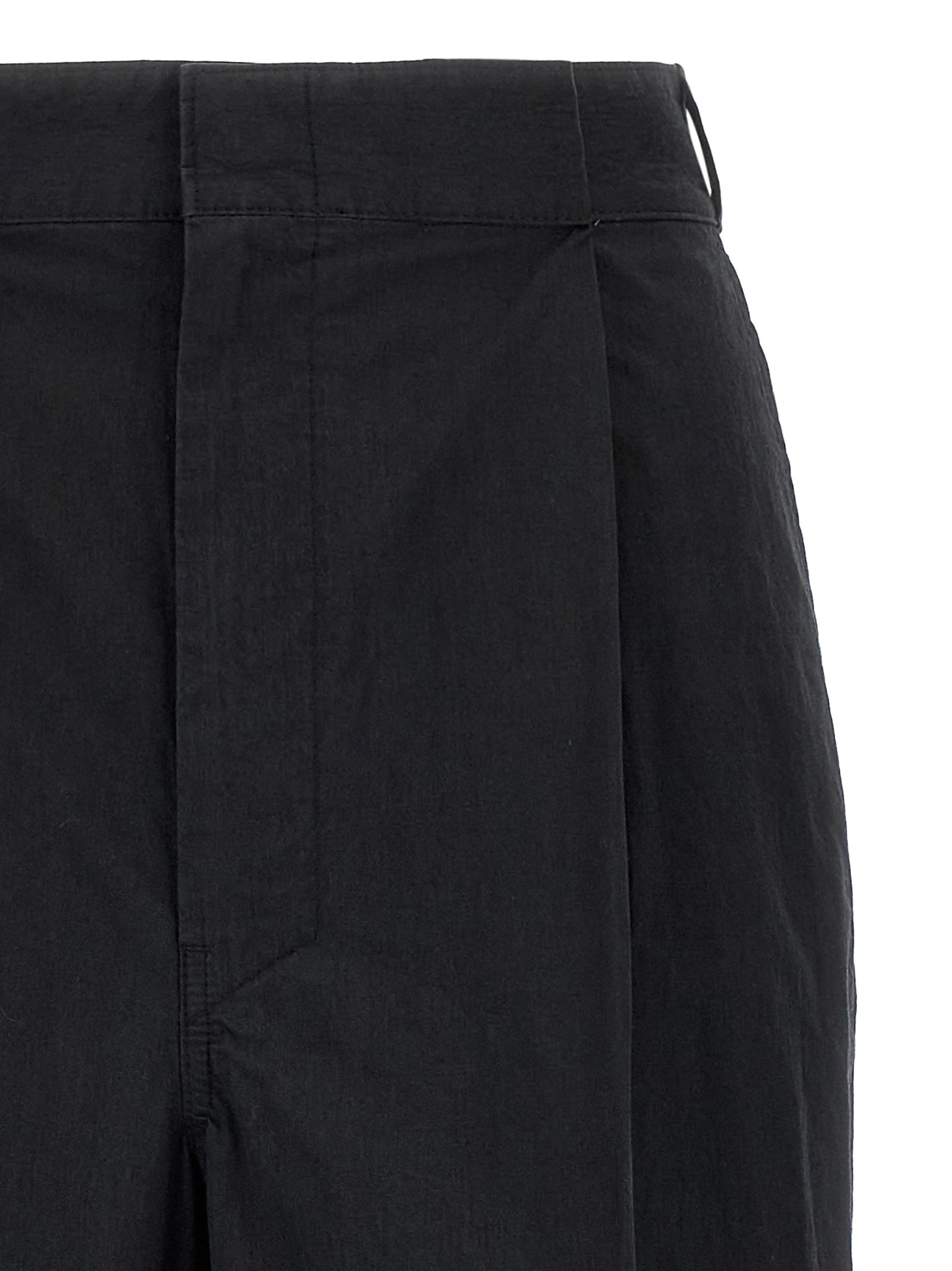 Four stitches pants