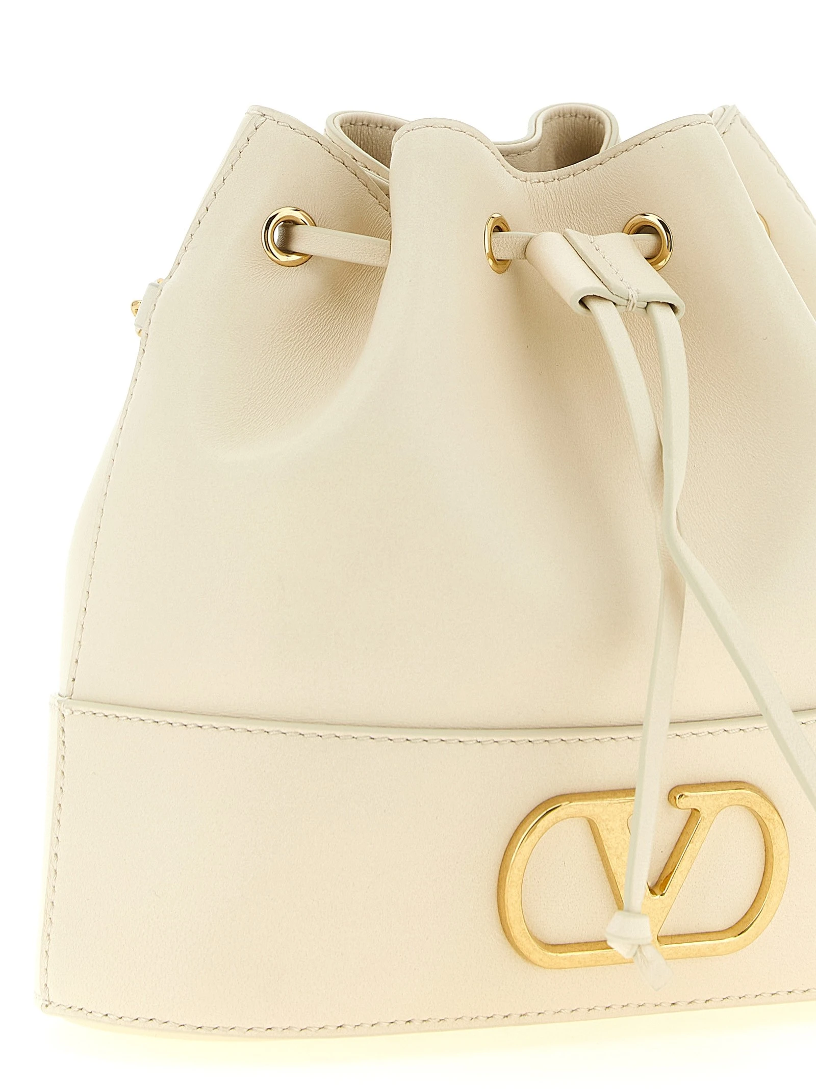Valentino Garavani VLogo Signature sechiello bag