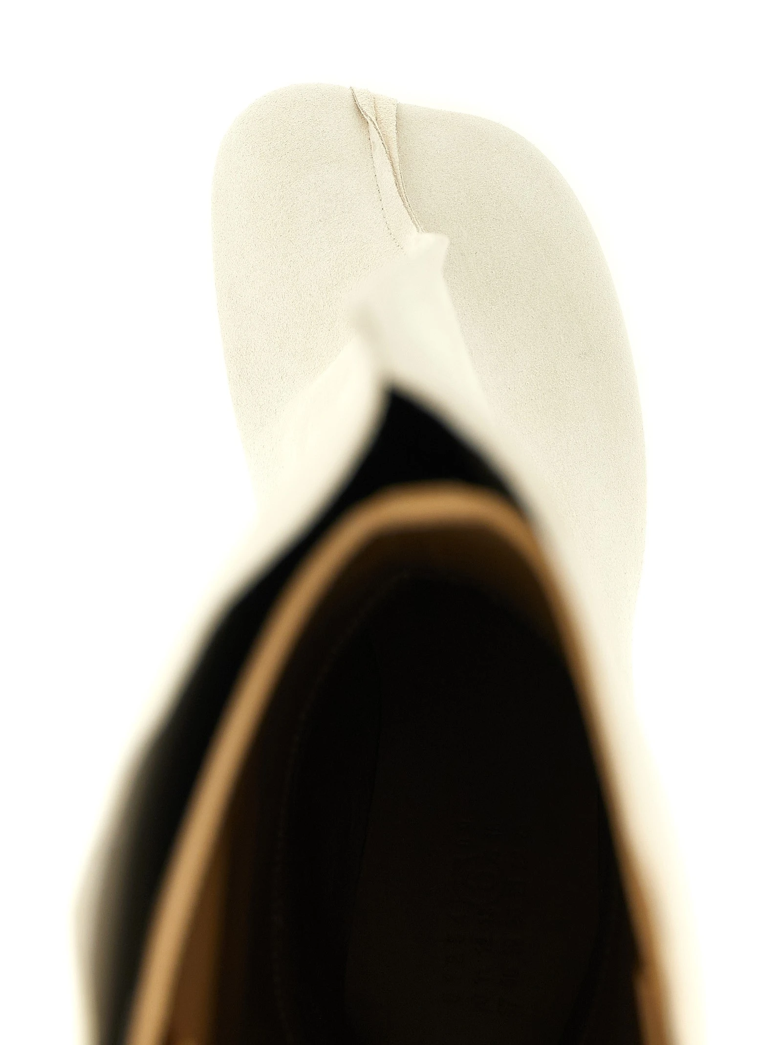 'Anatomic' boots