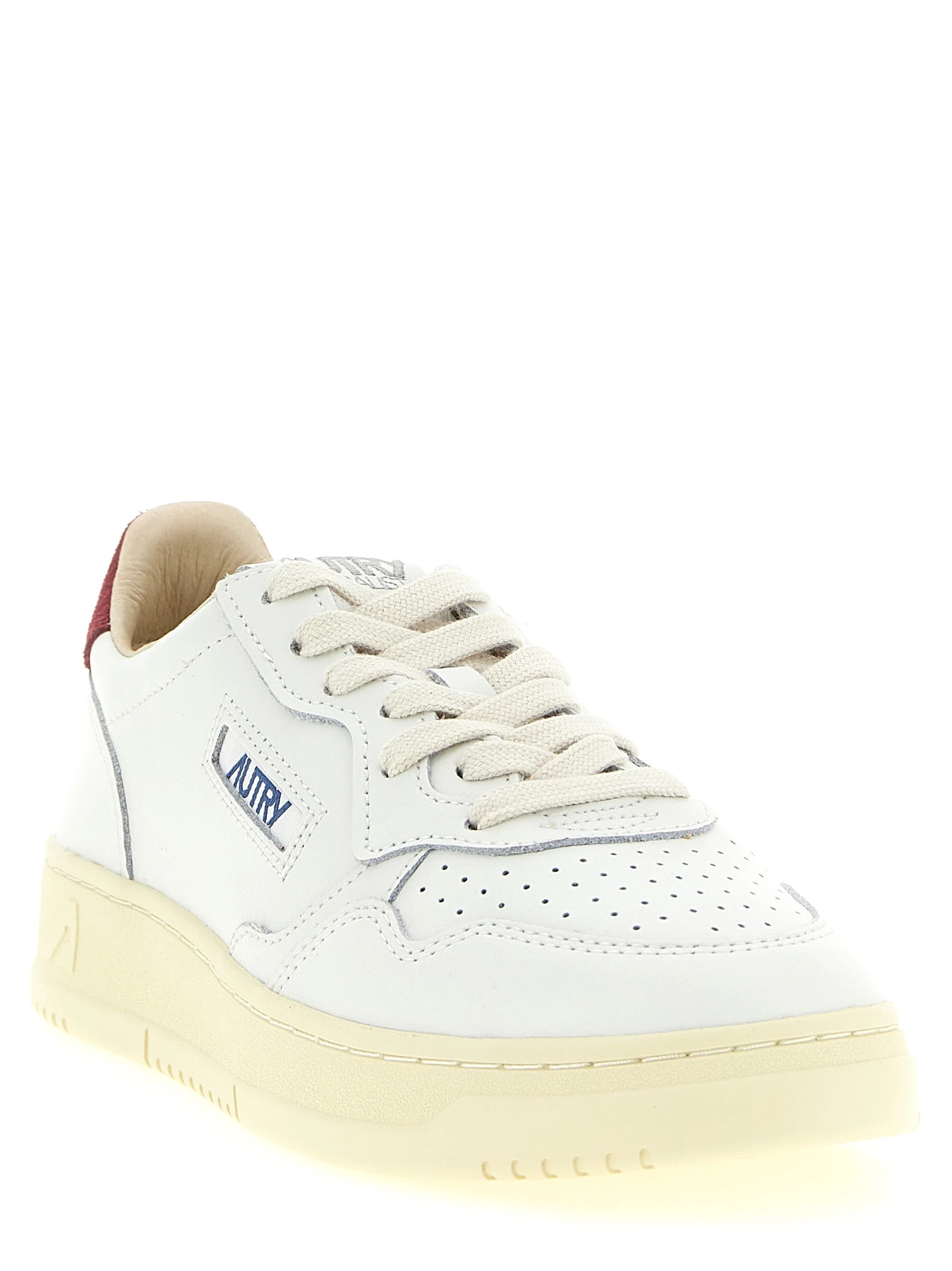 'Medalist Low' sneakers