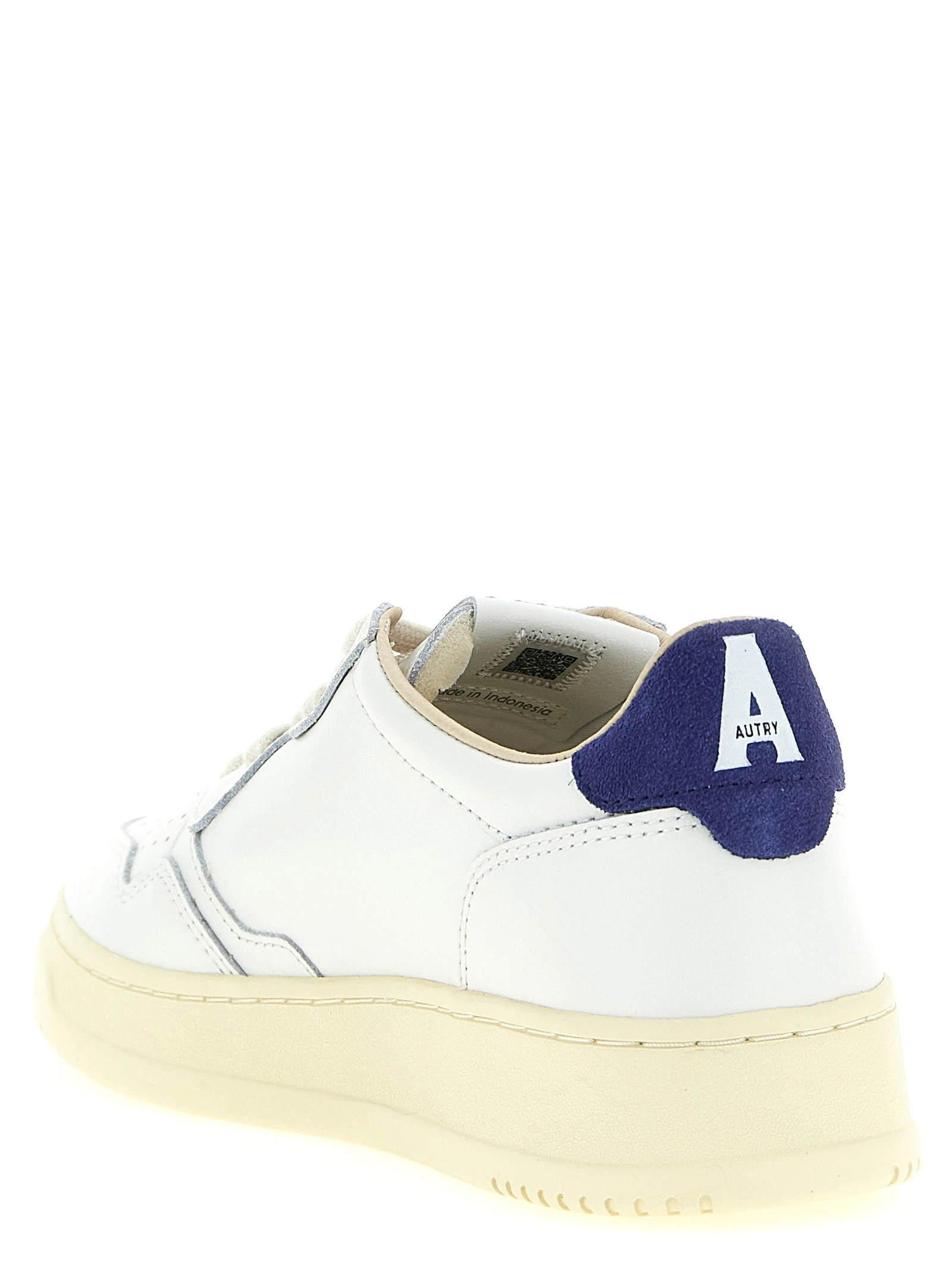 'Medalist Low' sneakers