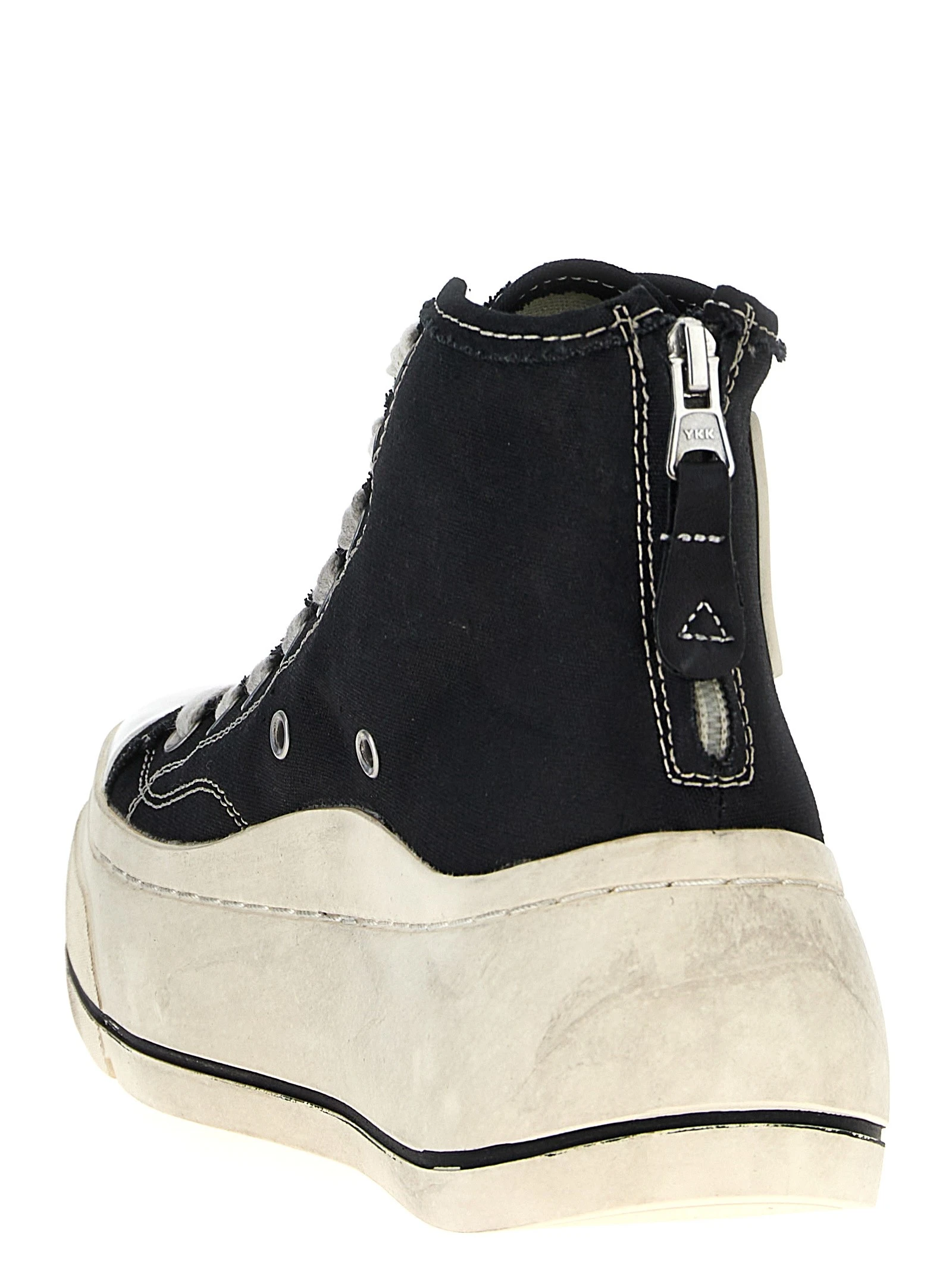 'High Top' sneakers