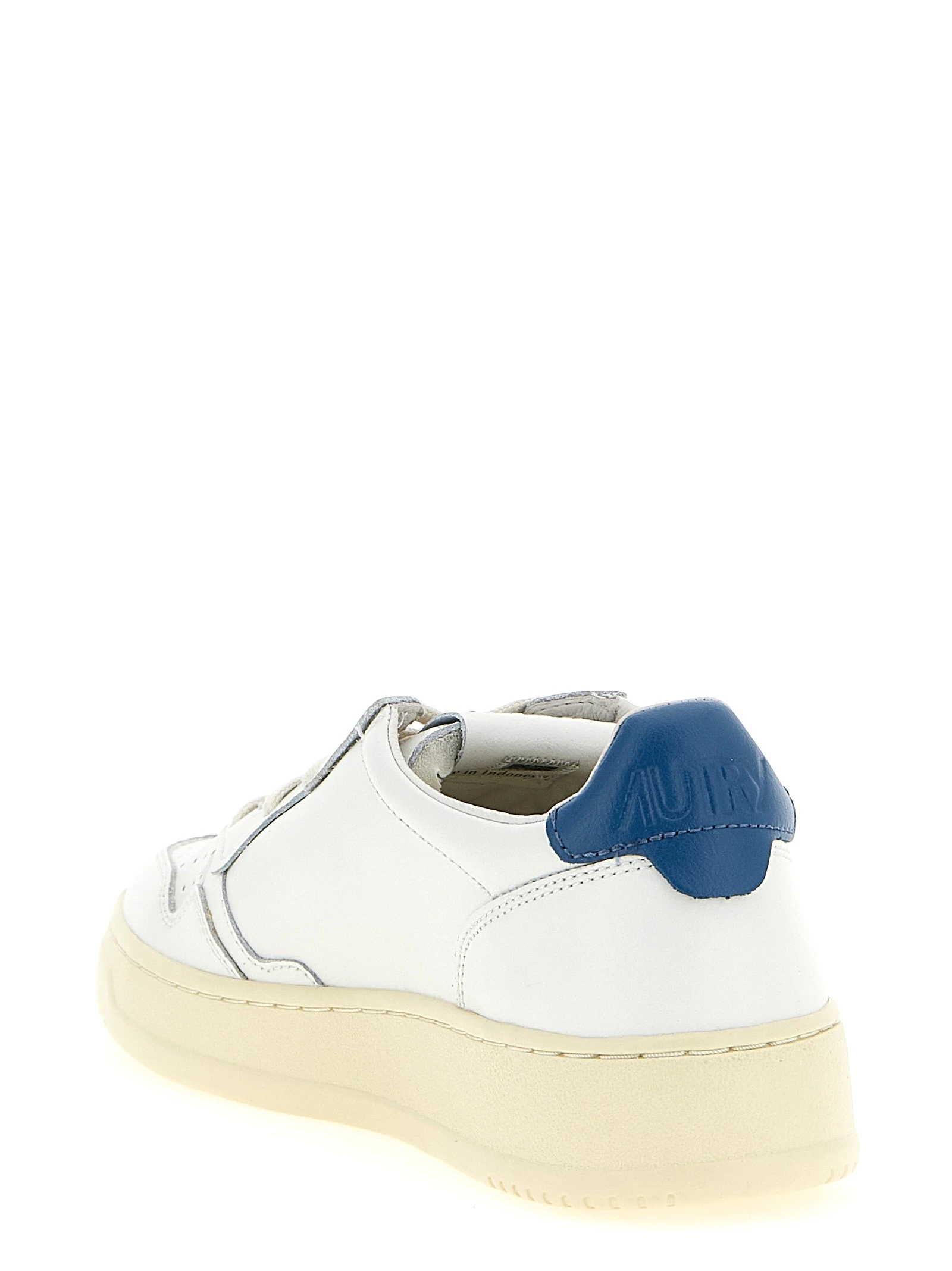 'Medalist Low' sneakers