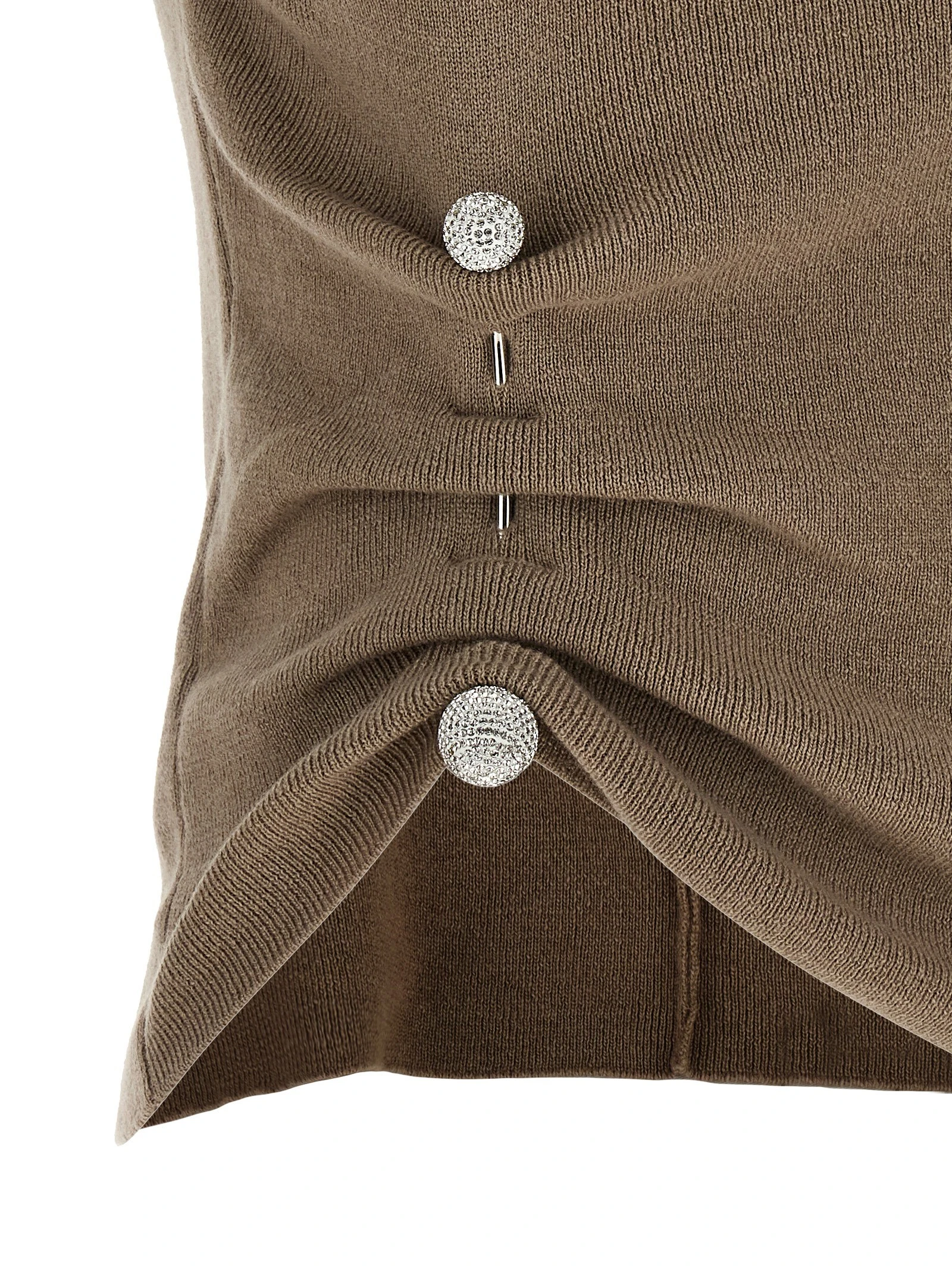Jewel brooch top