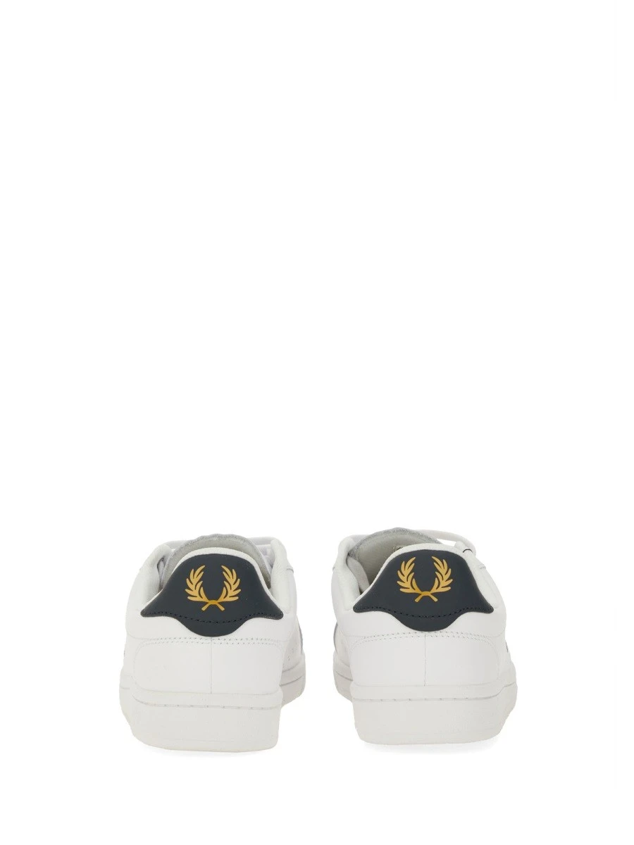 LEATHER SNEAKER