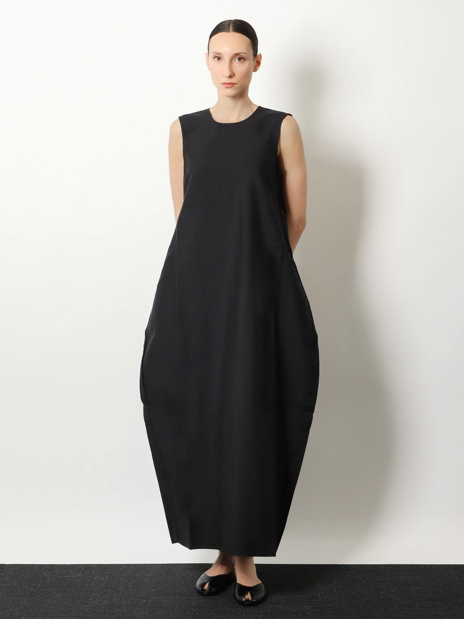 Hourglass linen and silk blend long dress