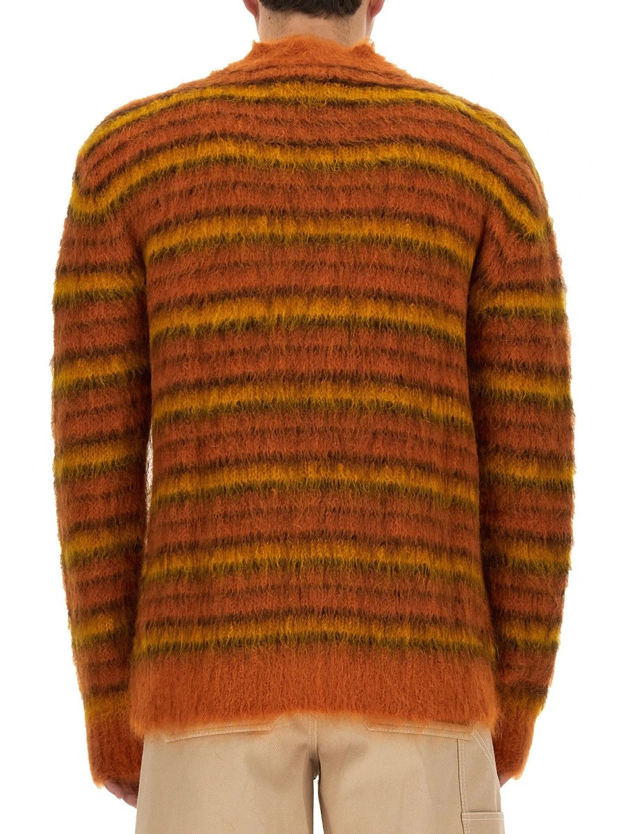 V-NECK CARDIGAN.webp