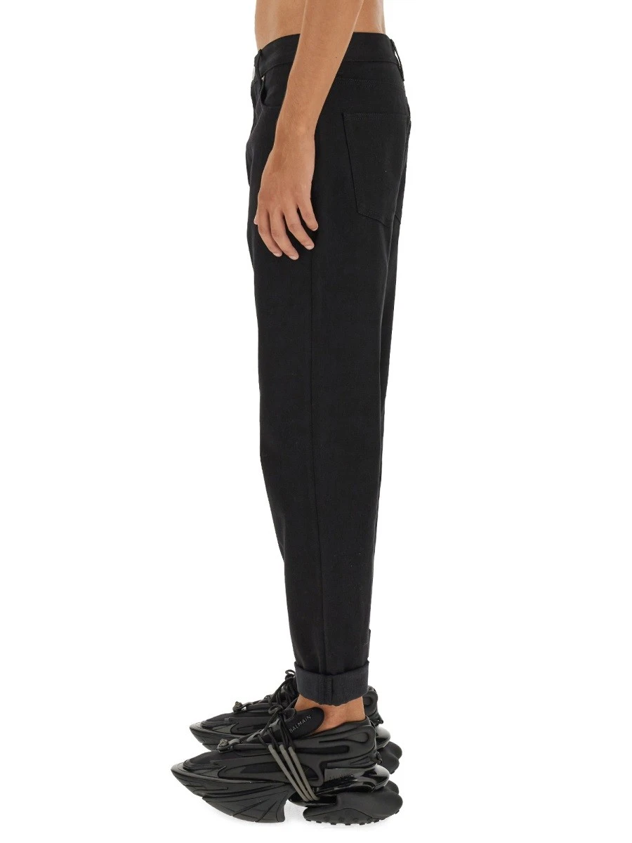 JEANS IN DENIM.webp