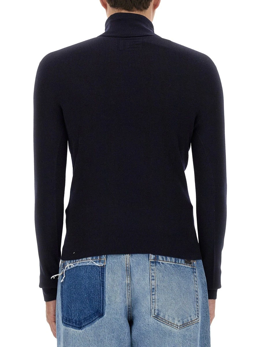 TURTLENECK SHIRT.webp